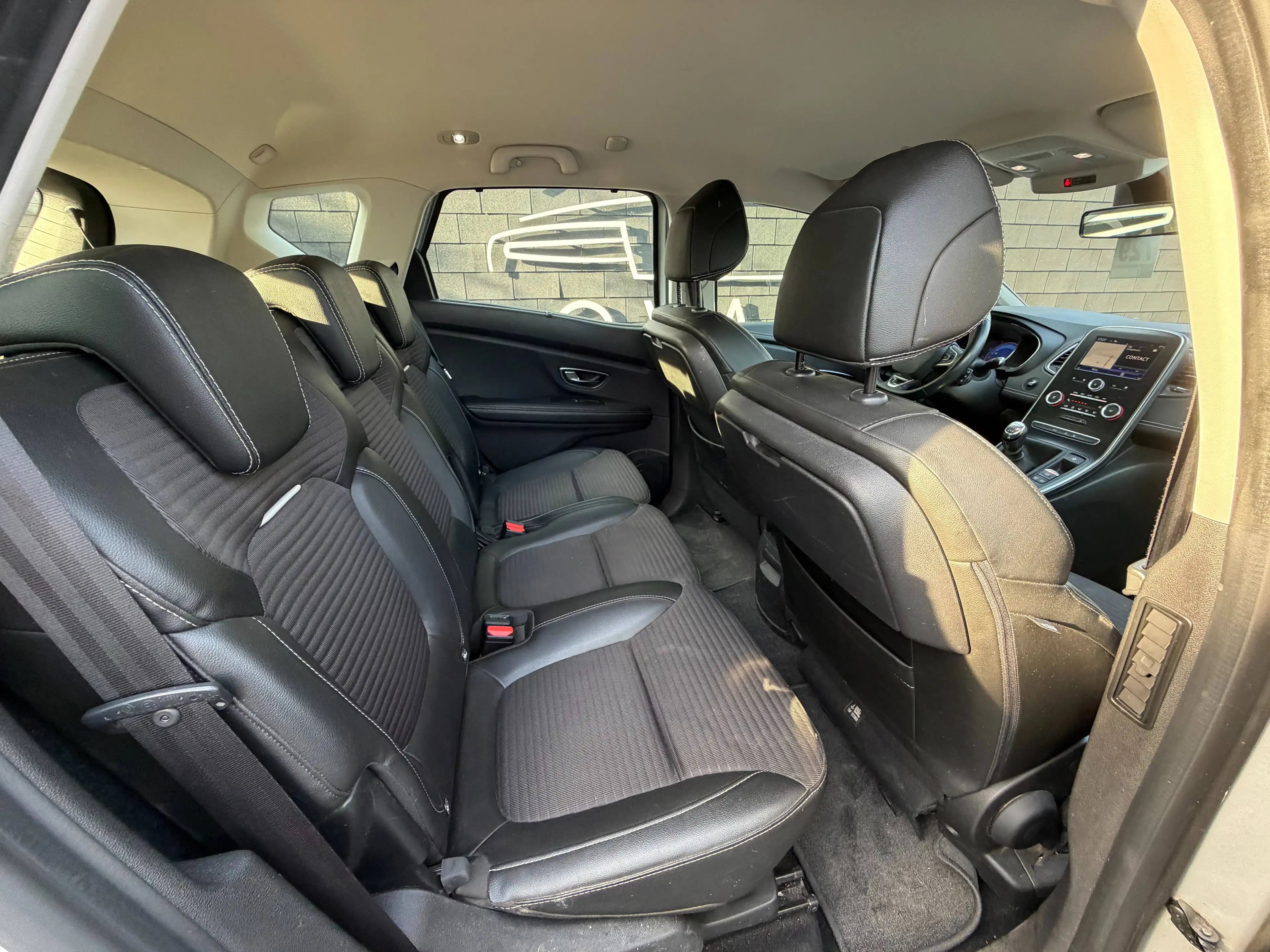 Renault Scenic 1.5 dCi+AIRCO+NAVI+CAMERA+JANTES+EURO 6B — photo 14