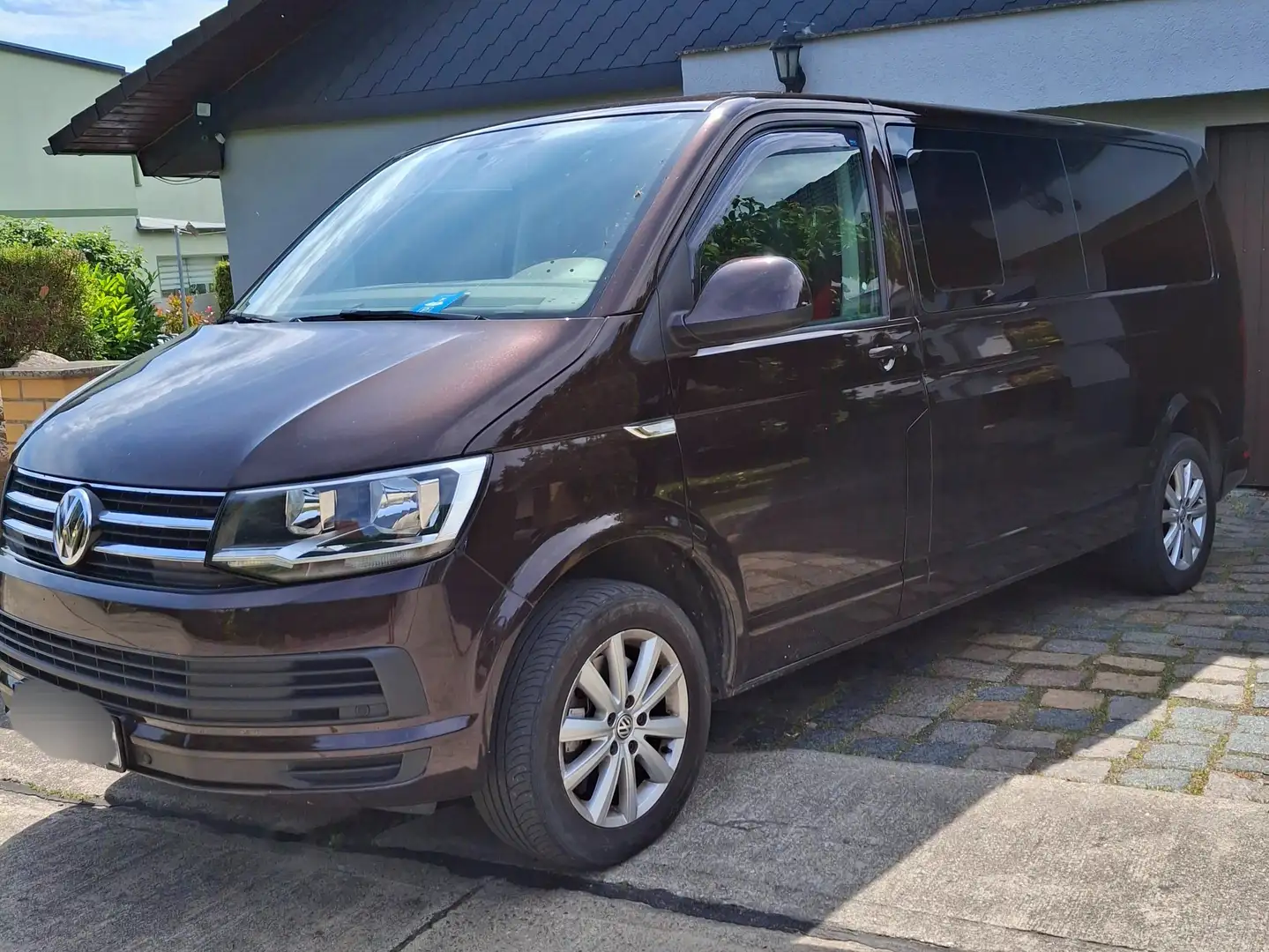 Volkswagen T6 Caravelle Caravelle DSG Lang 4MOTION Trendline Violett - 1