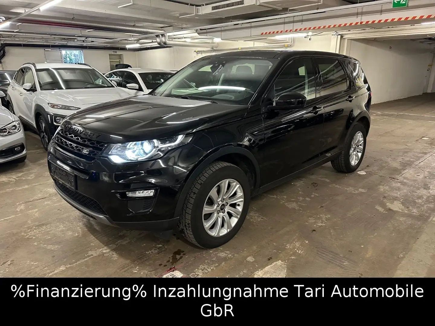 Land Rover Discovery Sport TD4 SE 4WD Design-Paket Black Noir - 2