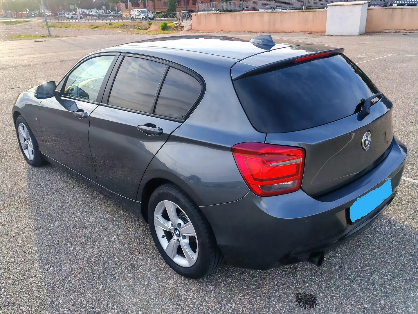 BMW 116 116i Sport Sport Gris - 2