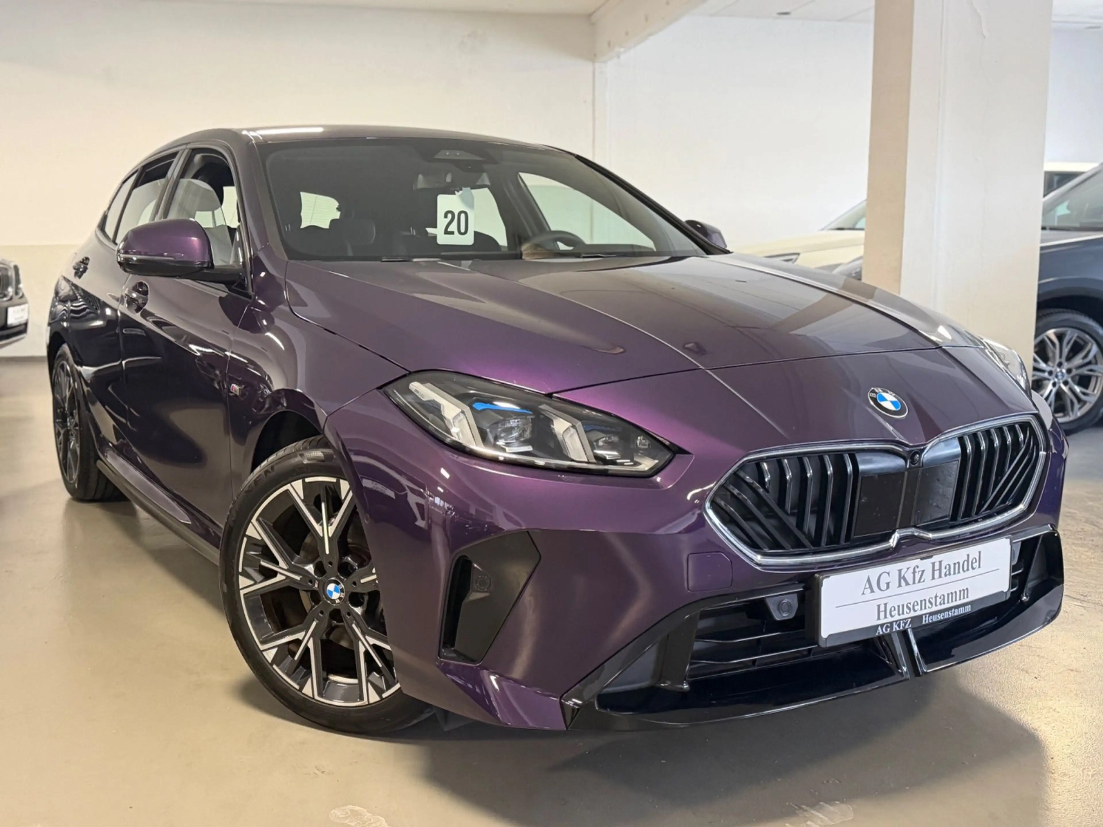 BMW 120 i M Sport MASSAGE/360°KAMERA/HUD/LED/ICONIC