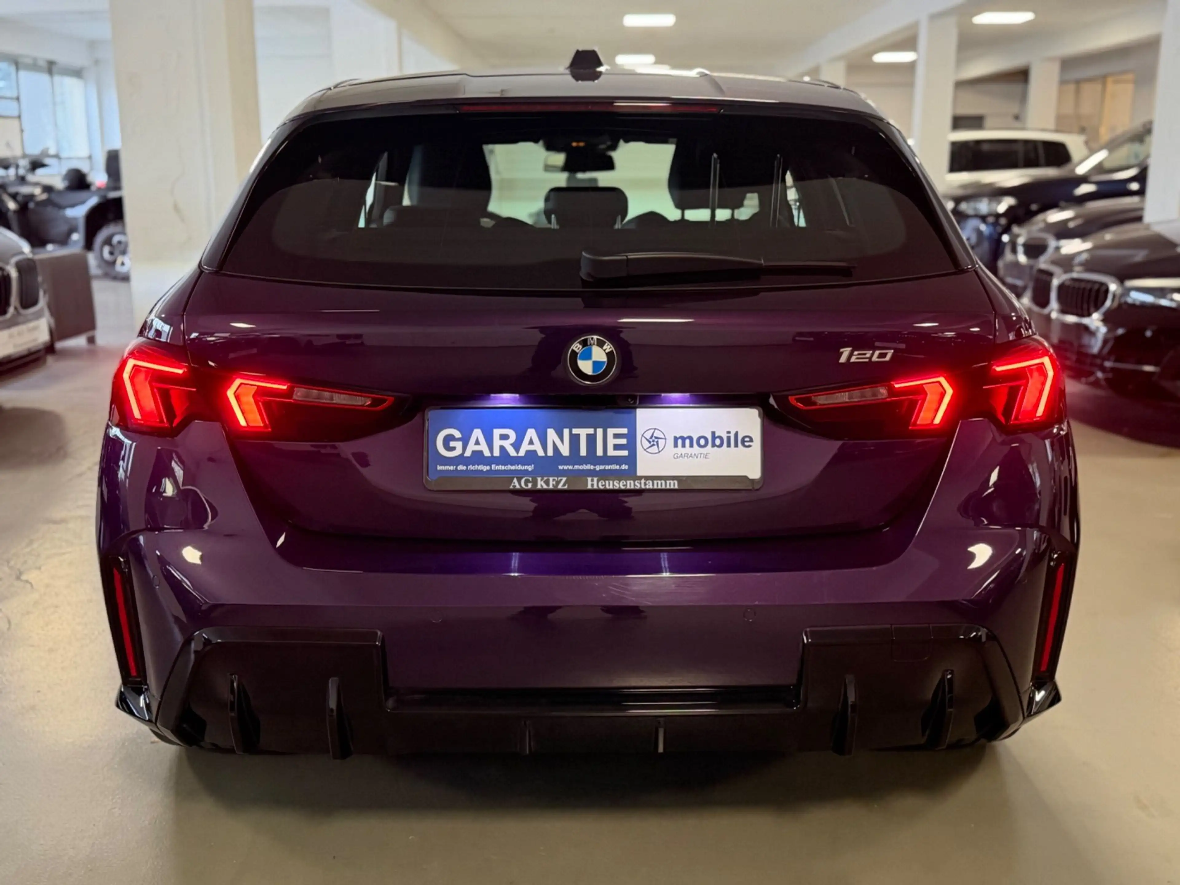 BMW 120 i M Sport MASSAGE/360°KAMERA/HUD/LED/ICONIC — photo 10