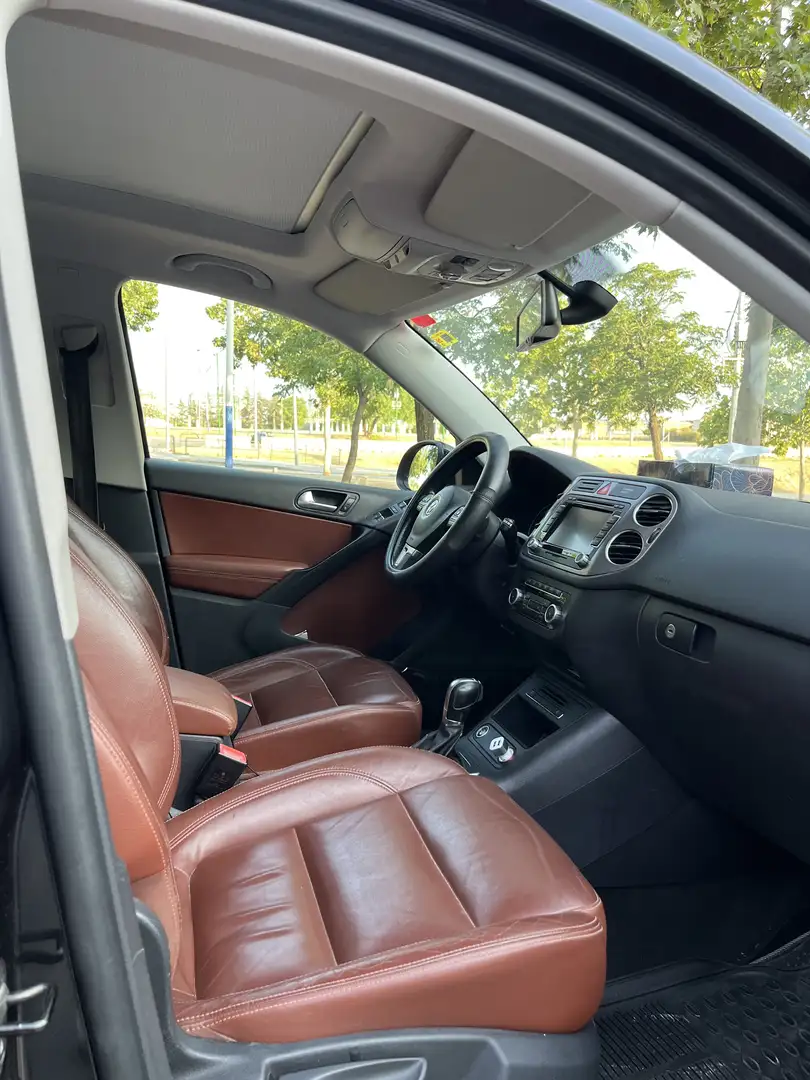 Volkswagen Tiguan 2.0TDI Sport DSG - 1