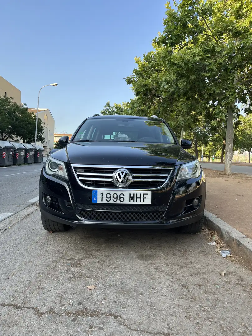 Volkswagen Tiguan 2.0TDI Sport DSG - 2