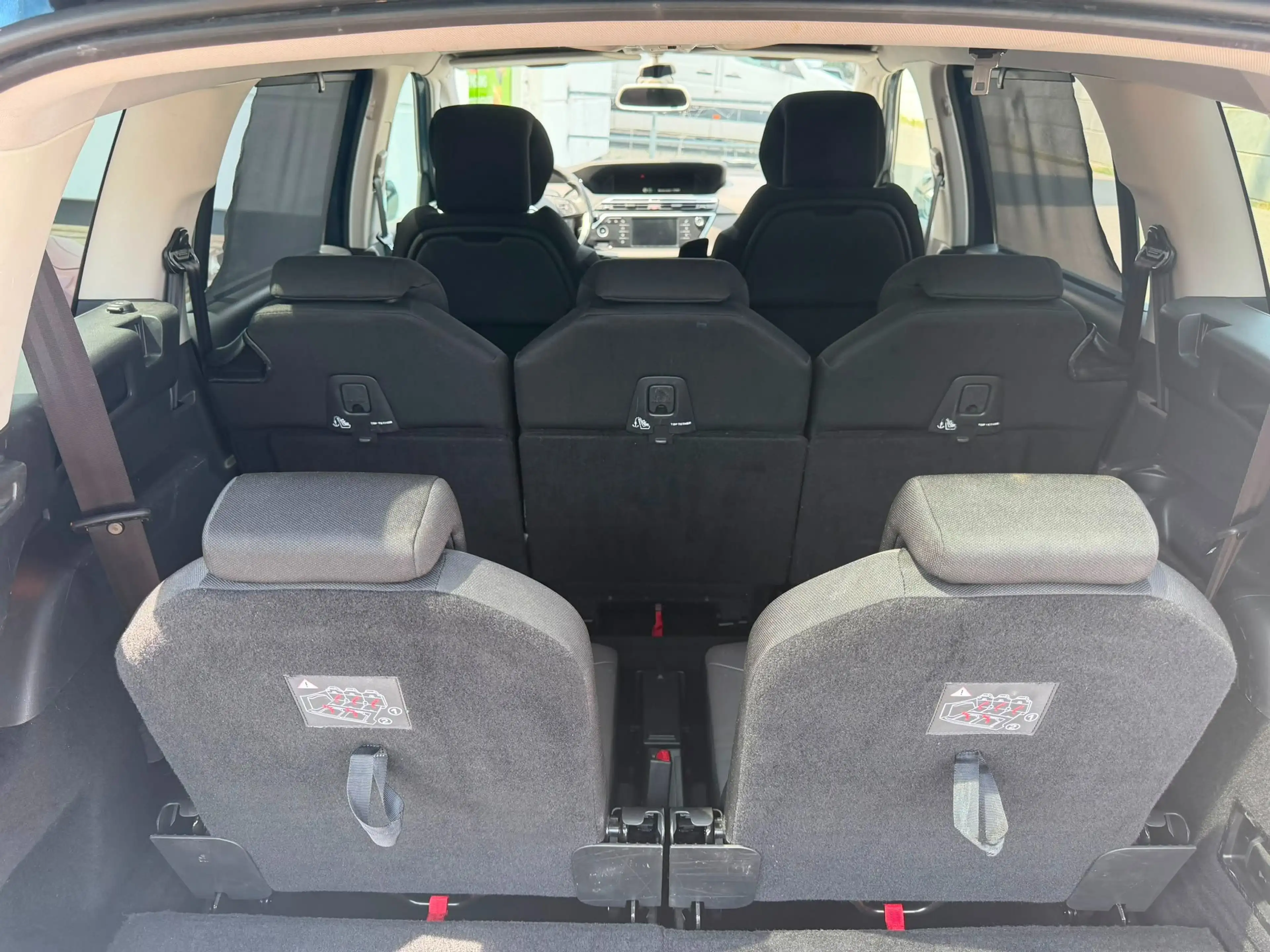 Citroen Grand C4 SpaceTourer e-HDi 115 Exclusive 7-Sitzer Autom. PICKERL 03/27 — photo 14
