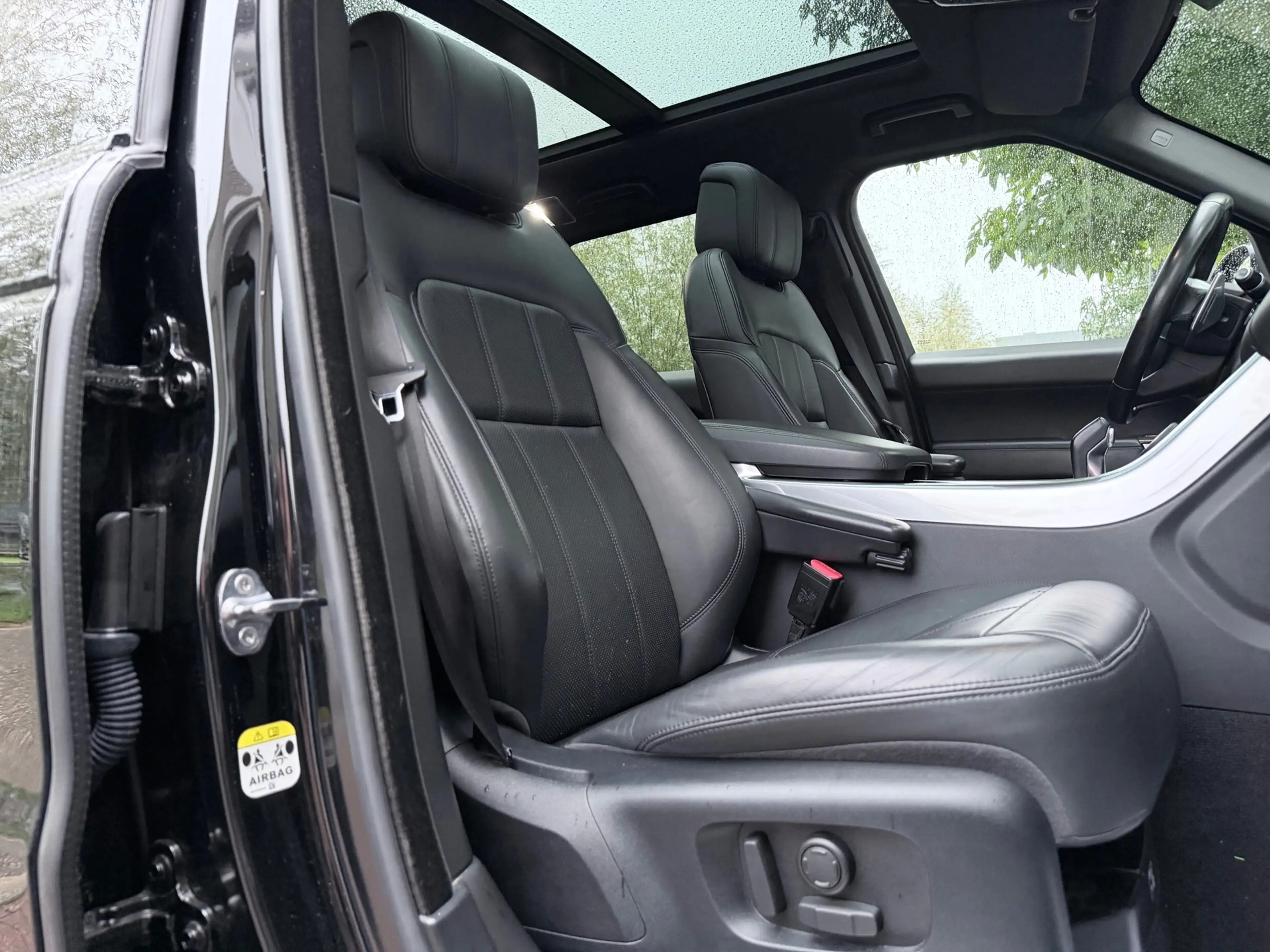 Land Rover Range Rover Sport 3.0 V6 SC HSE Dynamic Pano/Luchtvering — photo 17