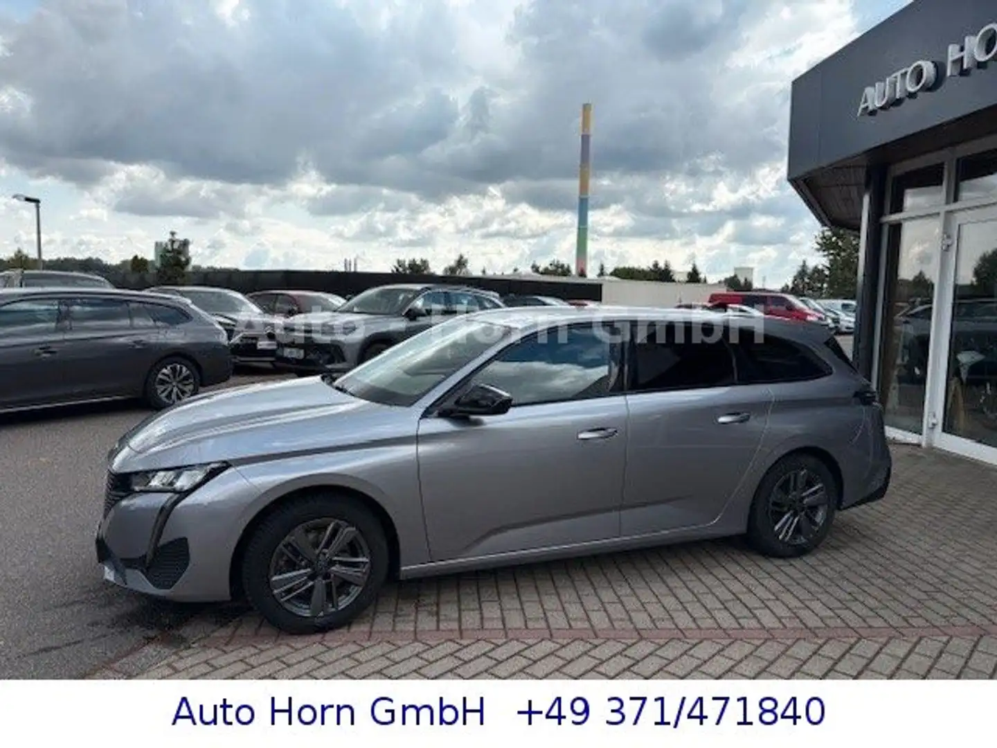 Peugeot 308 SW Allure Puretch 130 EAT8 Grau - 2