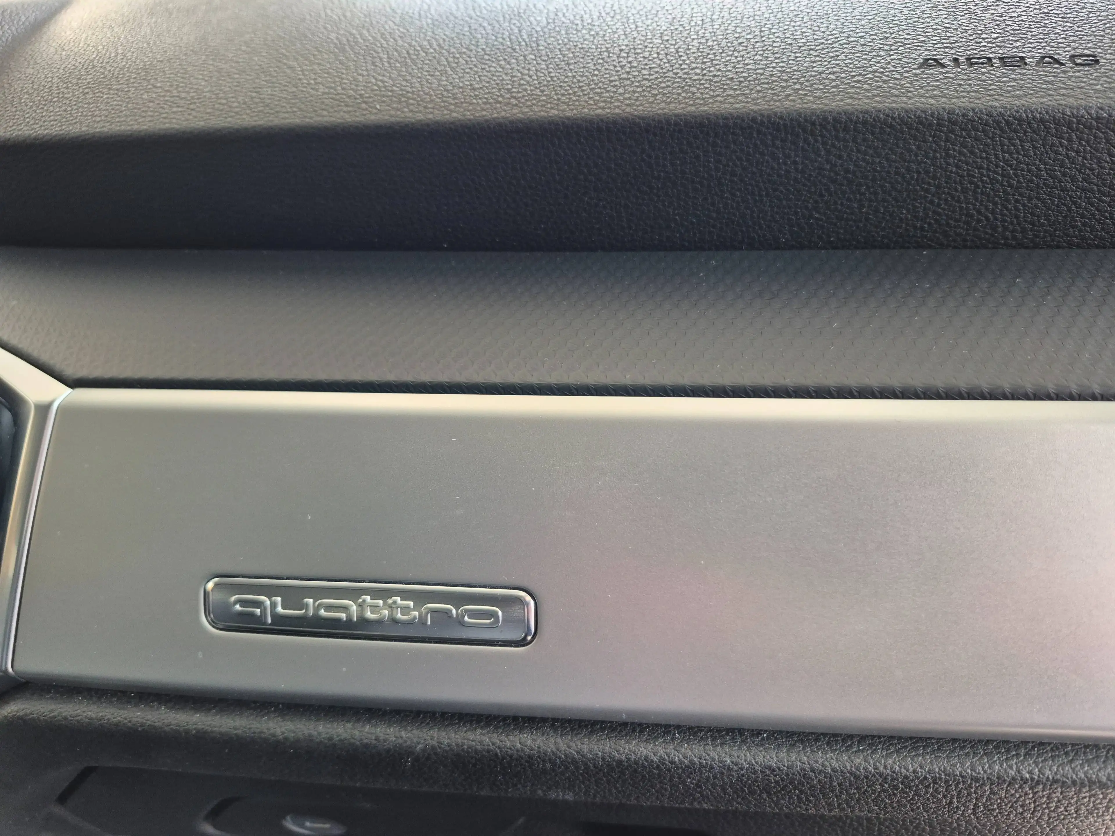 Audi Q3 35 TDI quattro advanced — photo 10