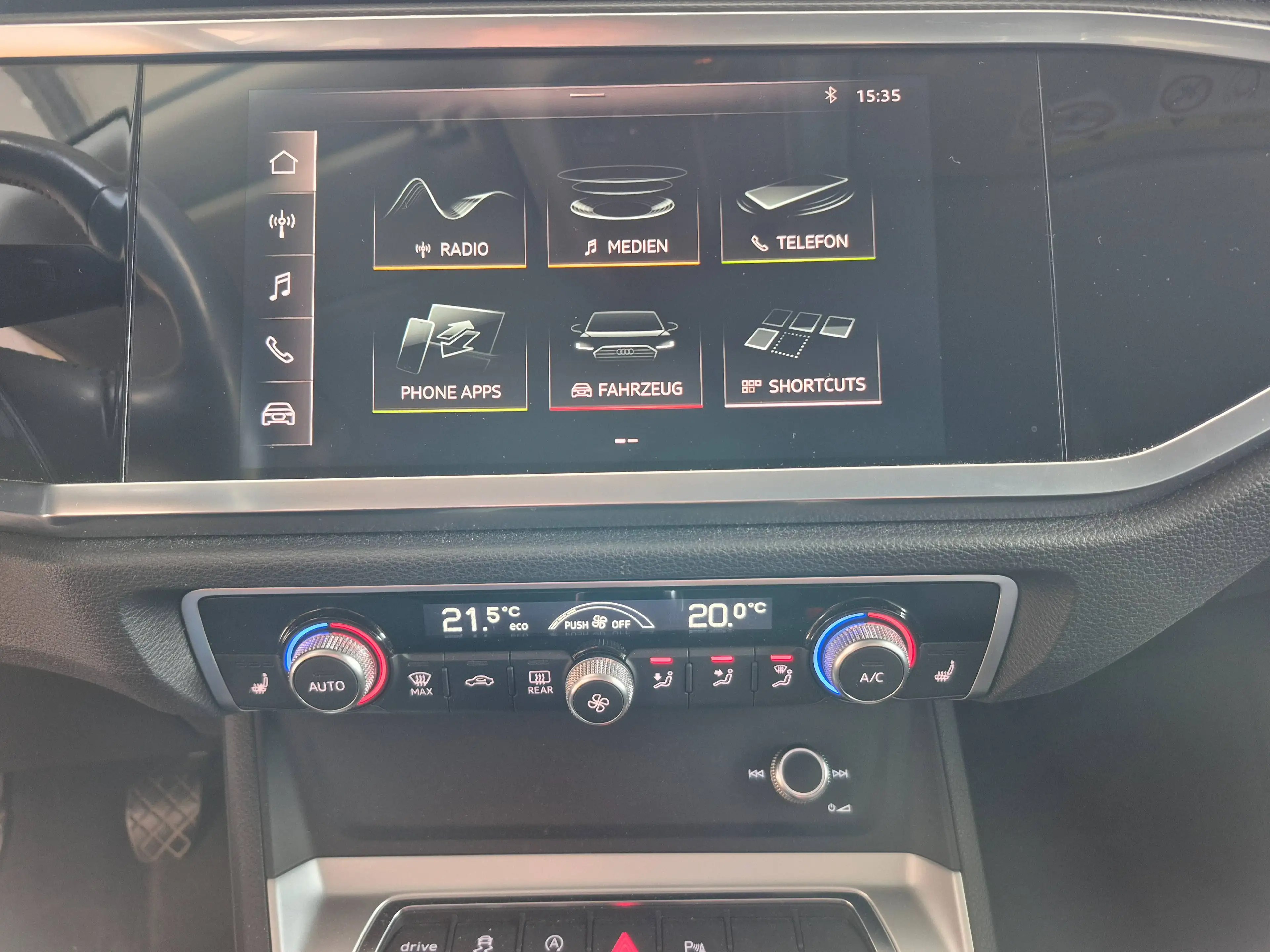 Audi Q3 35 TDI quattro advanced — photo 12