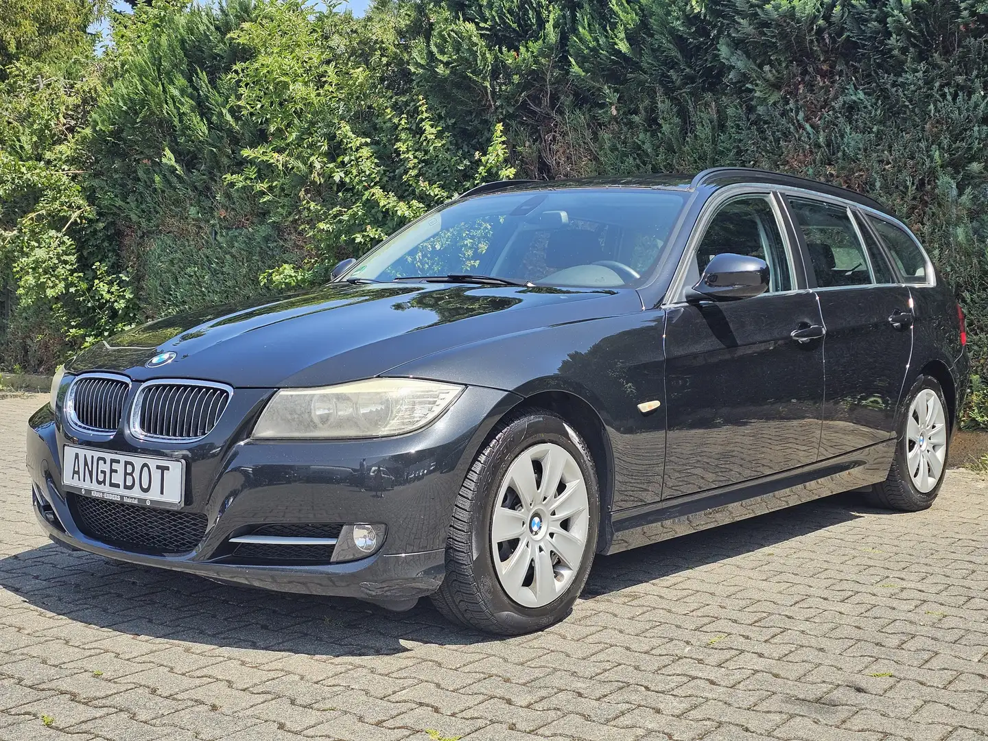 BMW 316 316d DPF Touring Edition Exclusive Schwarz - 2