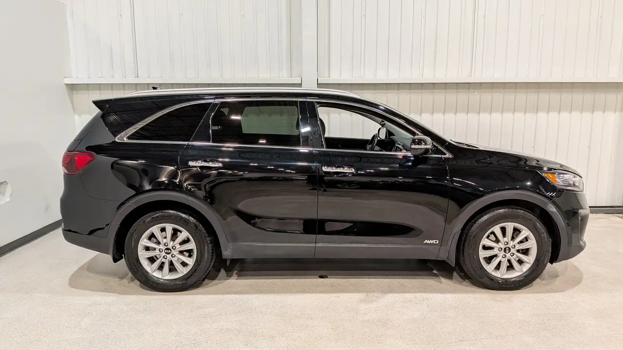 Kia Sorento photo Kia Sorento