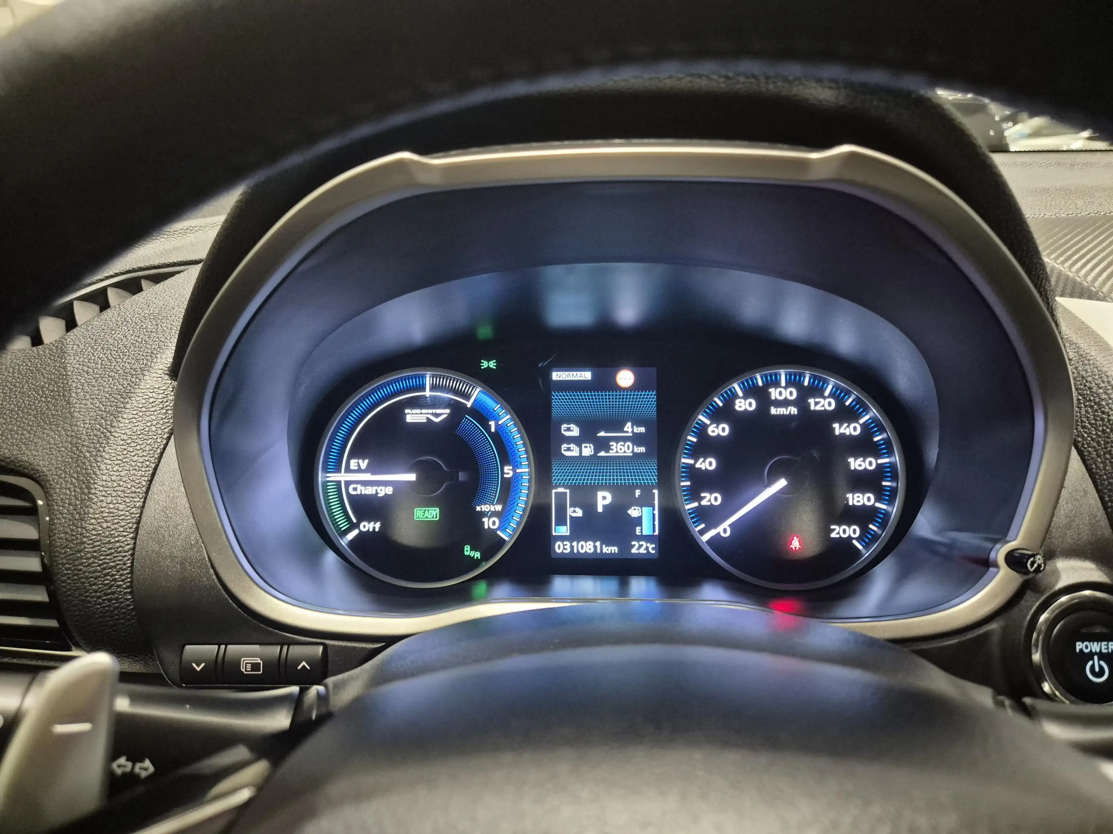 Mitsubishi Eclipse Cross 2.4 PHEV Instyle | Trekhaak | Panoramadak | Leder — photo 4