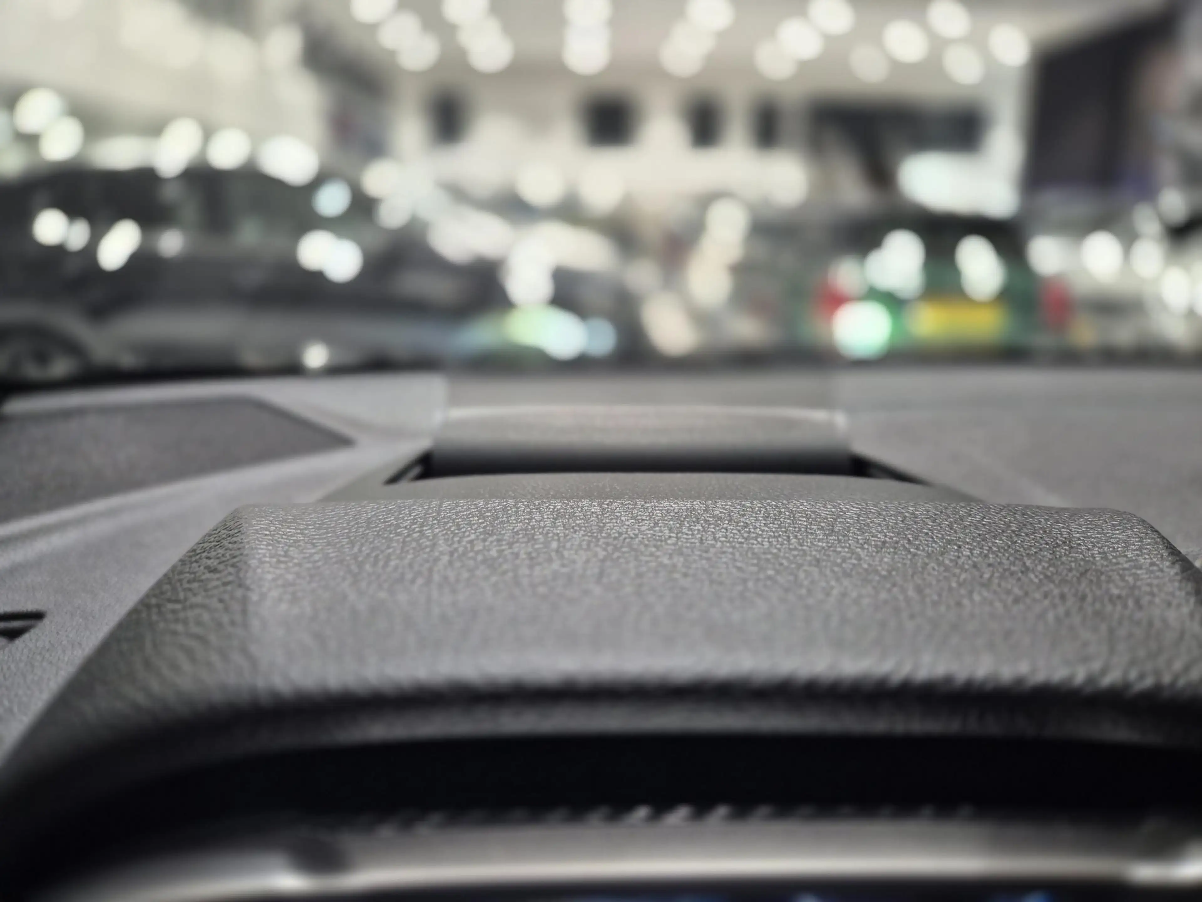 Mitsubishi Eclipse Cross 2.4 PHEV Instyle | Trekhaak | Panoramadak | Leder — photo 27