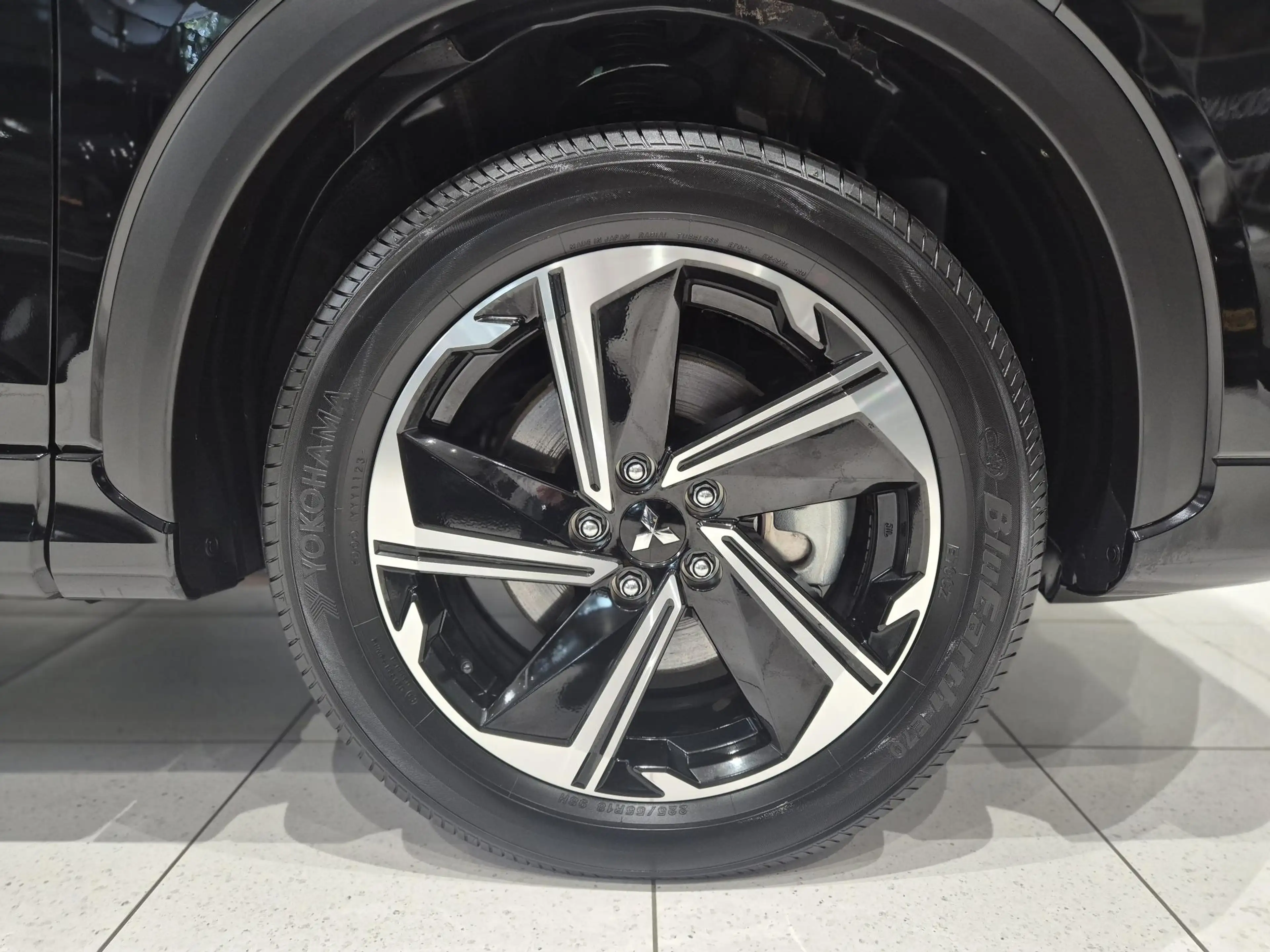 Mitsubishi Eclipse Cross 2.4 PHEV Instyle | Trekhaak | Panoramadak | Leder — photo 20