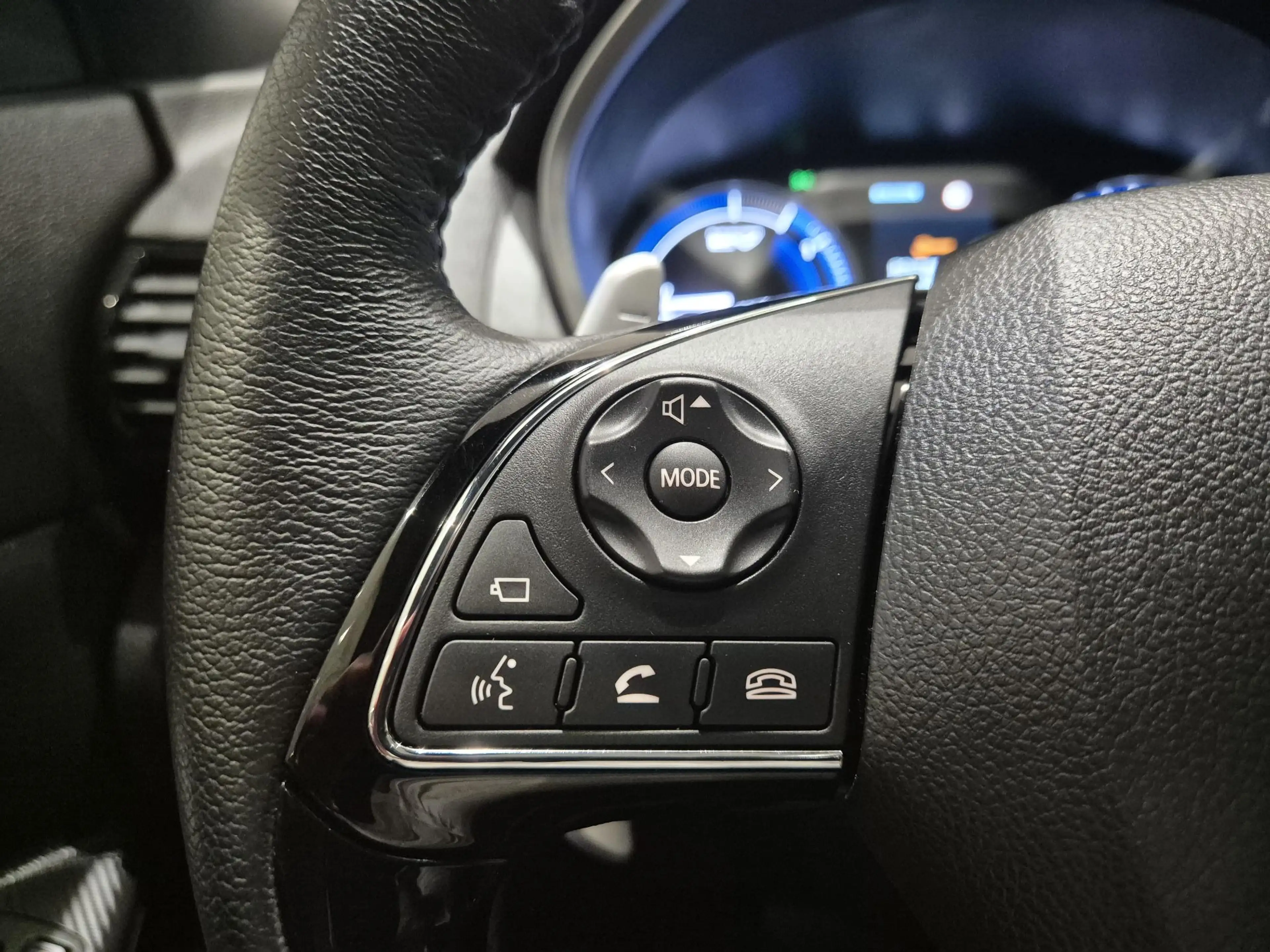 Mitsubishi Eclipse Cross 2.4 PHEV Instyle | Trekhaak | Panoramadak | Leder — photo 17