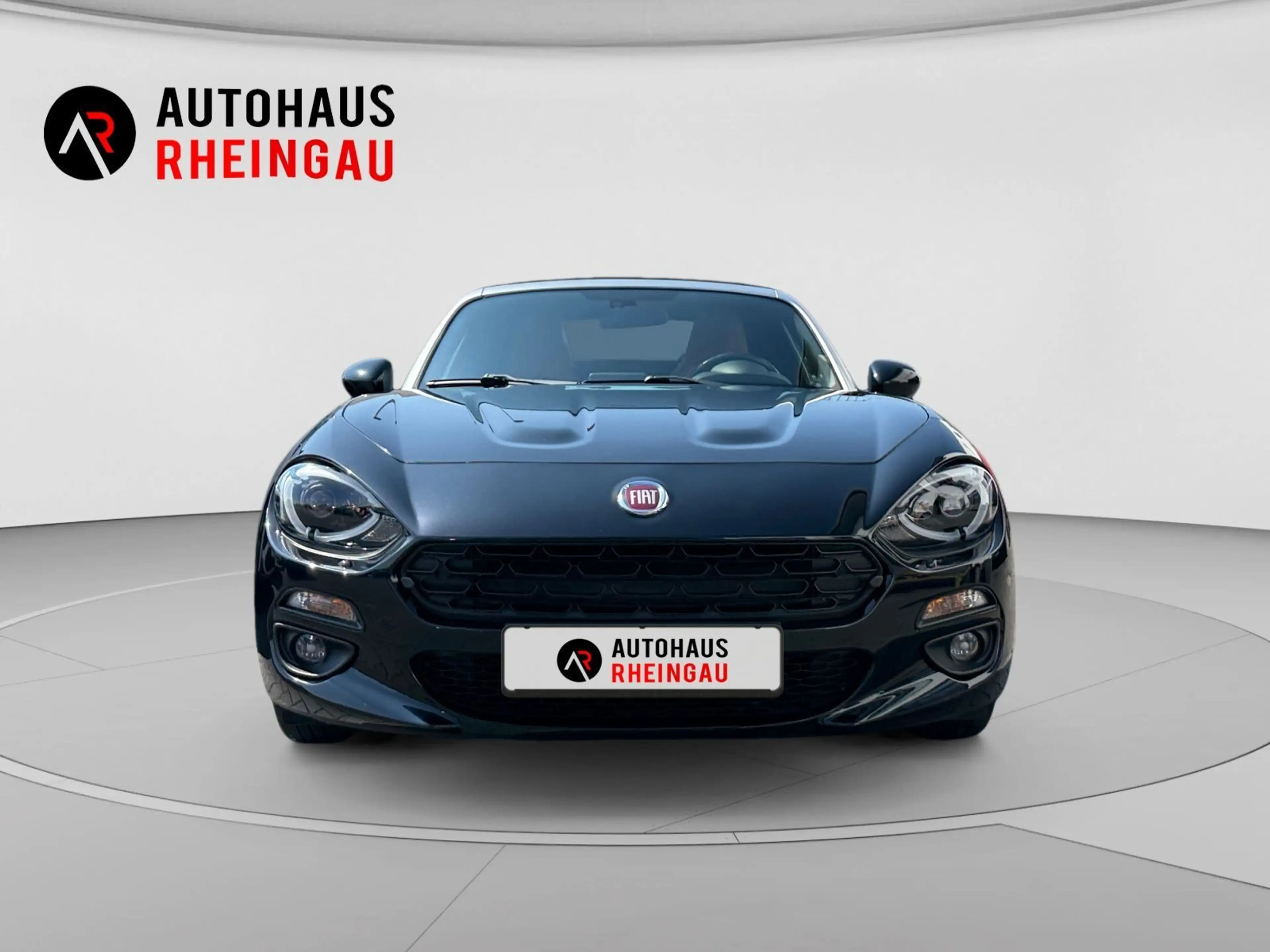 Fiat 124 Spider 1.4 MultiAir Turbo Lusso*RFK*BOSE*LED — photo 2
