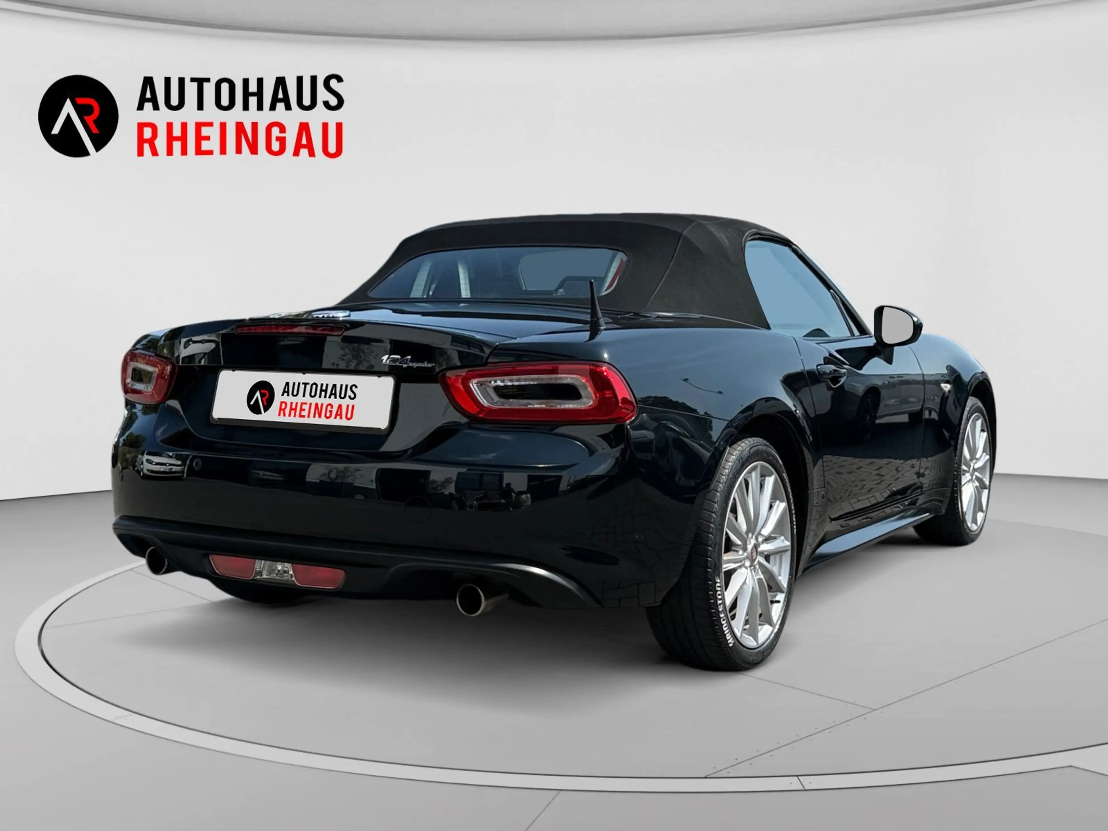 Fiat 124 Spider 1.4 MultiAir Turbo Lusso*RFK*BOSE*LED — photo 6