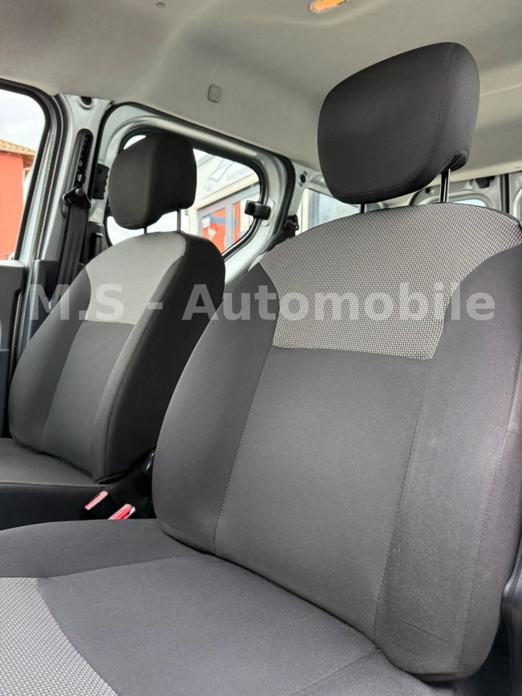 Dacia Dokker 1.6 Essential*2.Hand*Klima*USB* Bluetooth — photo 11