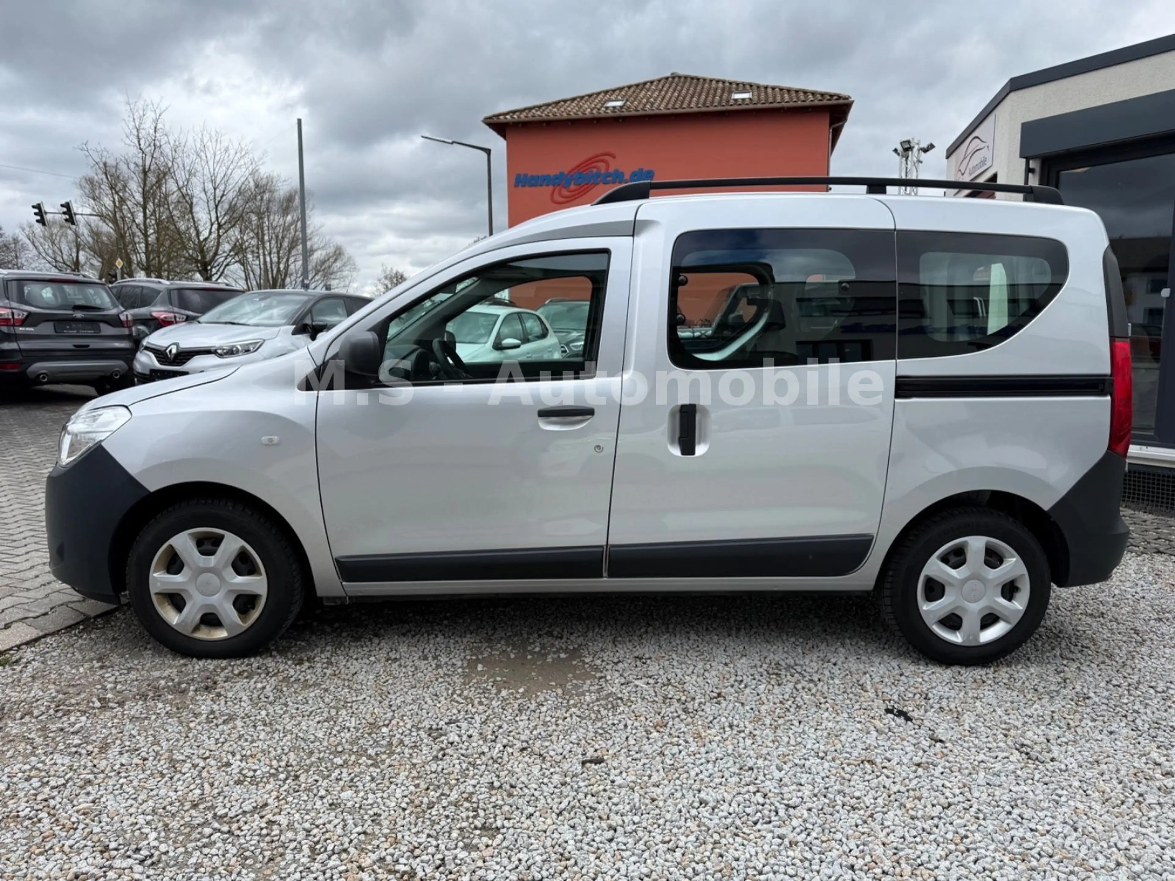 Dacia Dokker 1.6 Essential*2.Hand*Klima*USB* Bluetooth — photo 2