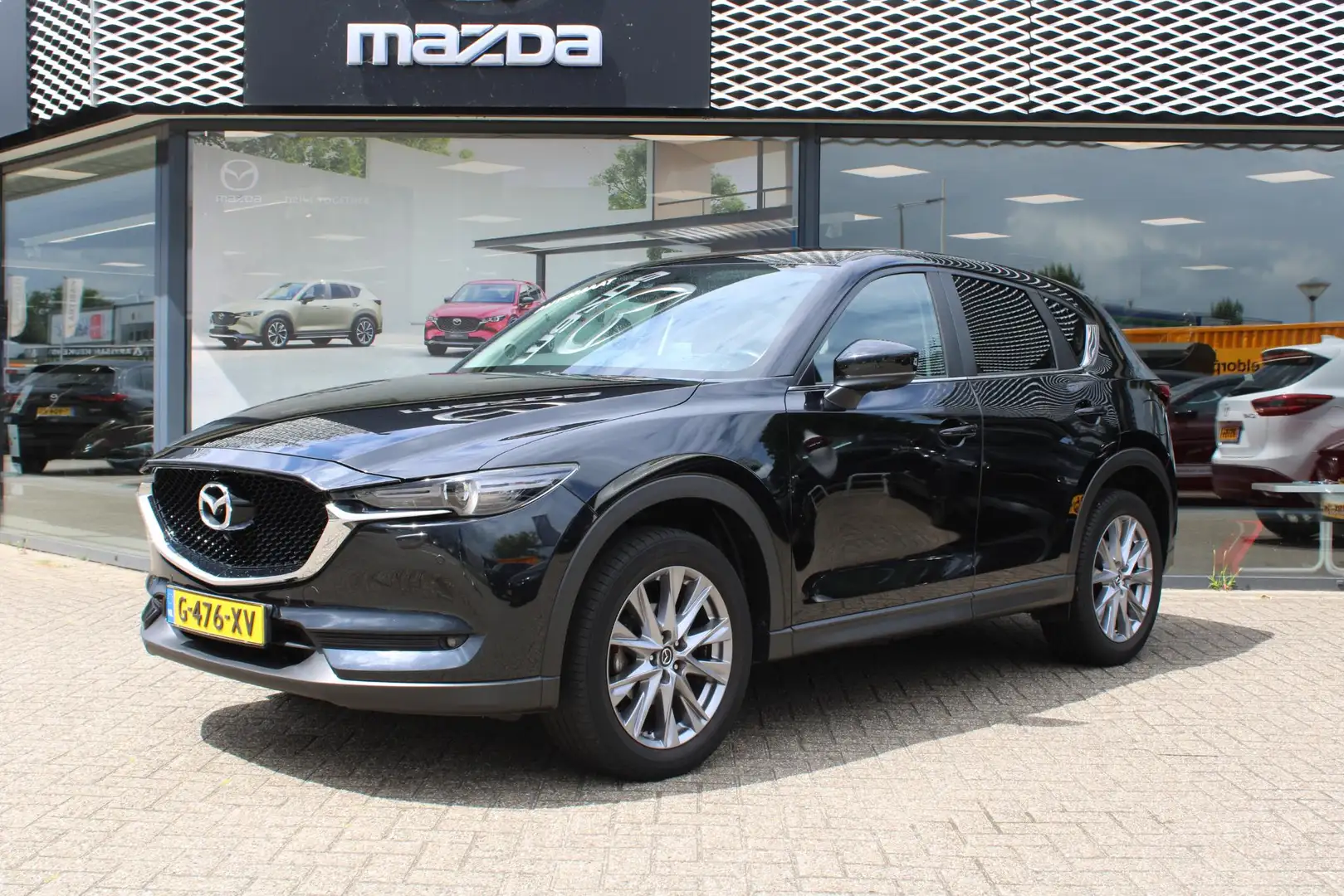 Mazda CX-5 2.0 SkyActiv-G 165 Sport Selected , Automaat, Trek Zwart - 2