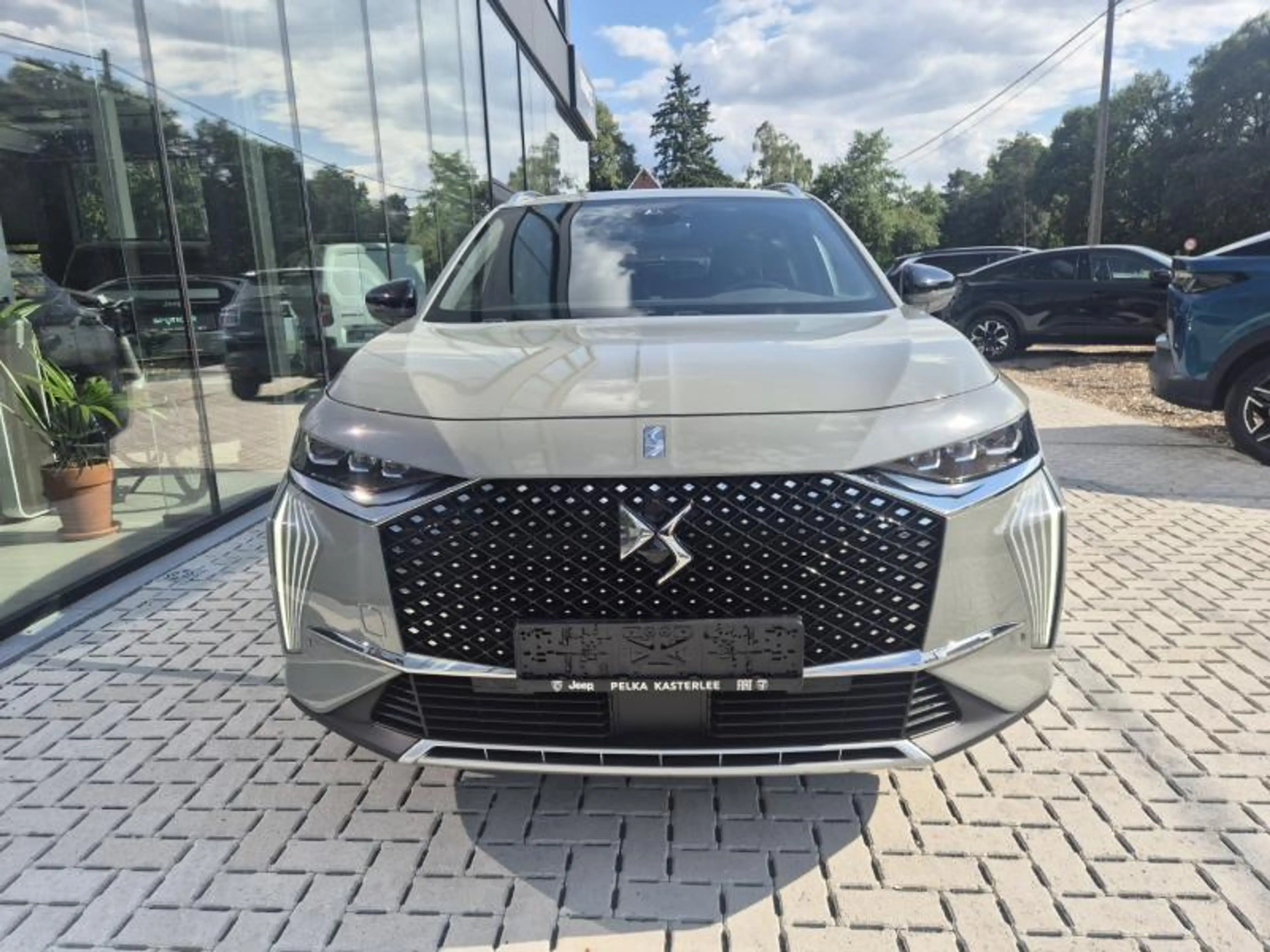 DS Automobiles DS 7 Crossback RIVOLI/4X4/300 PK/FULL LEDER RIVOLI 300 PK — photo 4