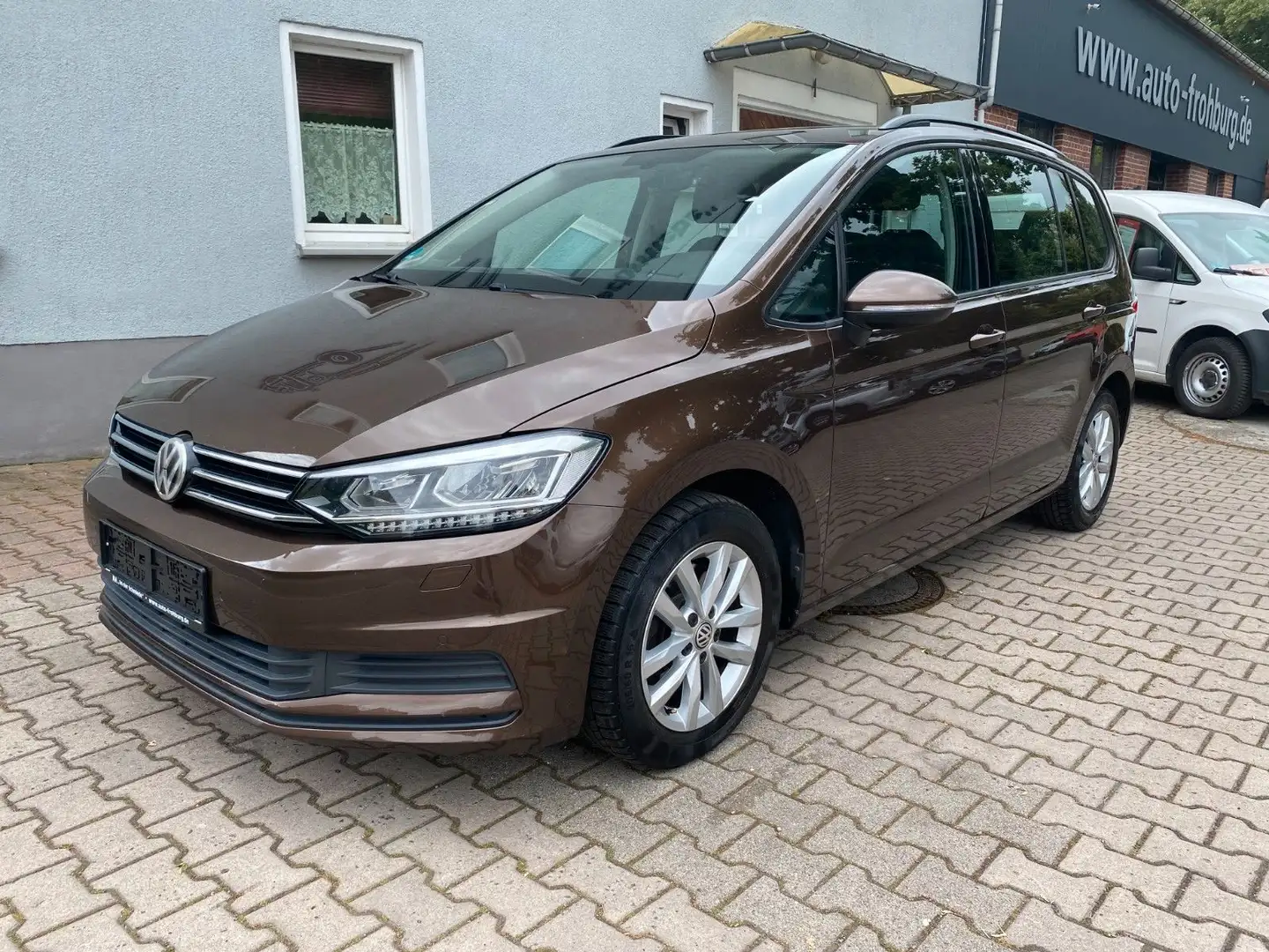 Volkswagen Touran TDi,Comfortl,Klimaut,LED,7 Sitze,ACC Braun - 2