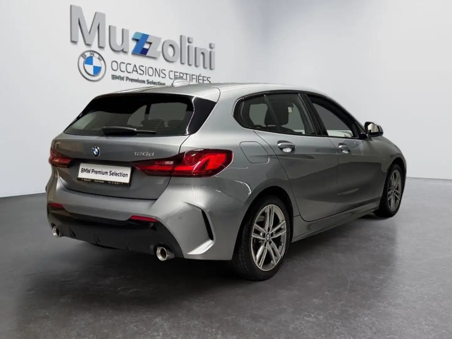 BMW 120 Hatch Gris - 2