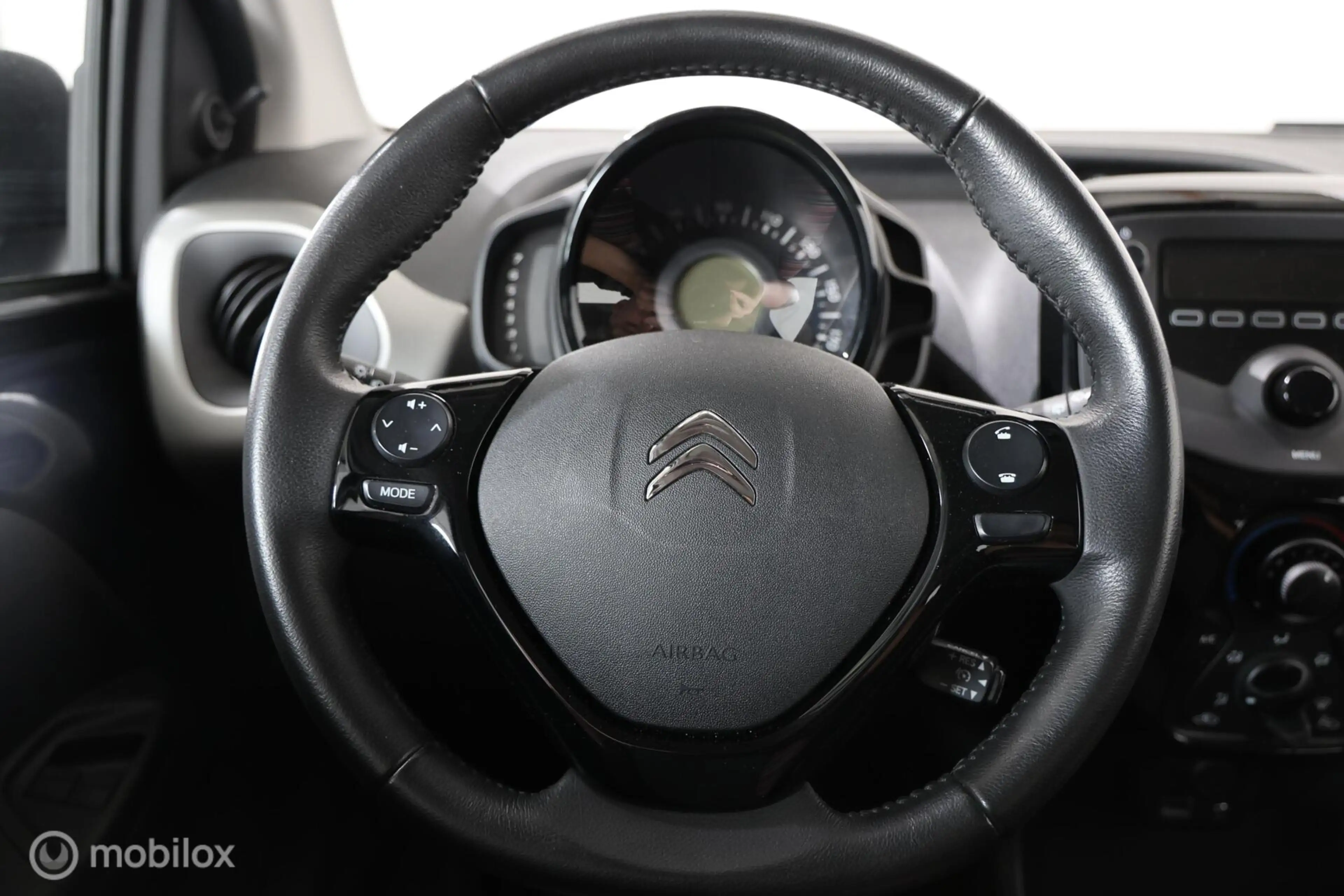 Citroen C1 1.0 e-VTi Airscape Feel - Cabrio - Cruise control — photo 15