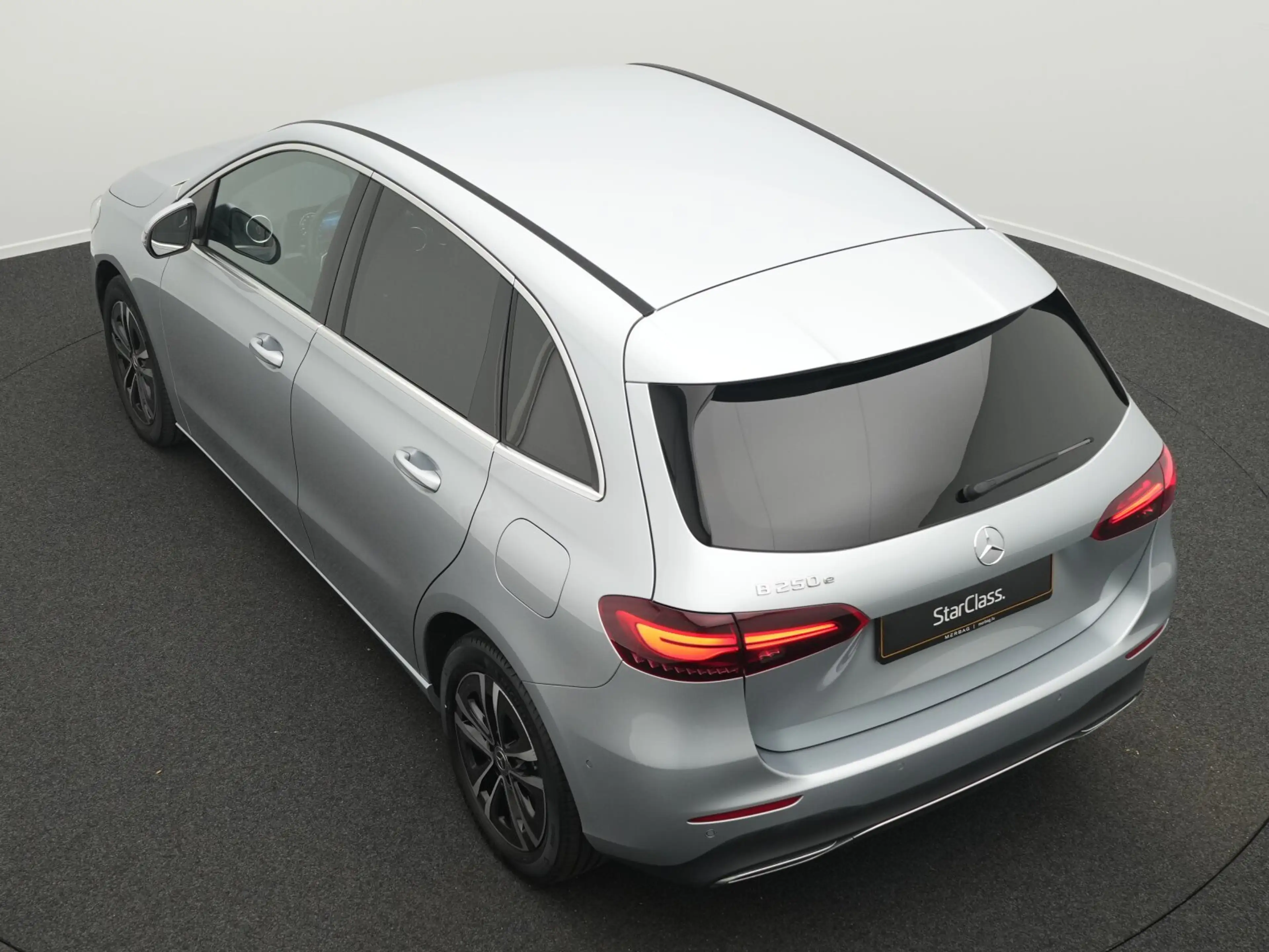 Mercedes-Benz B 250 B 250 e Progressive LED+Kamera+EasyPack+MBUX Navi — photo 13