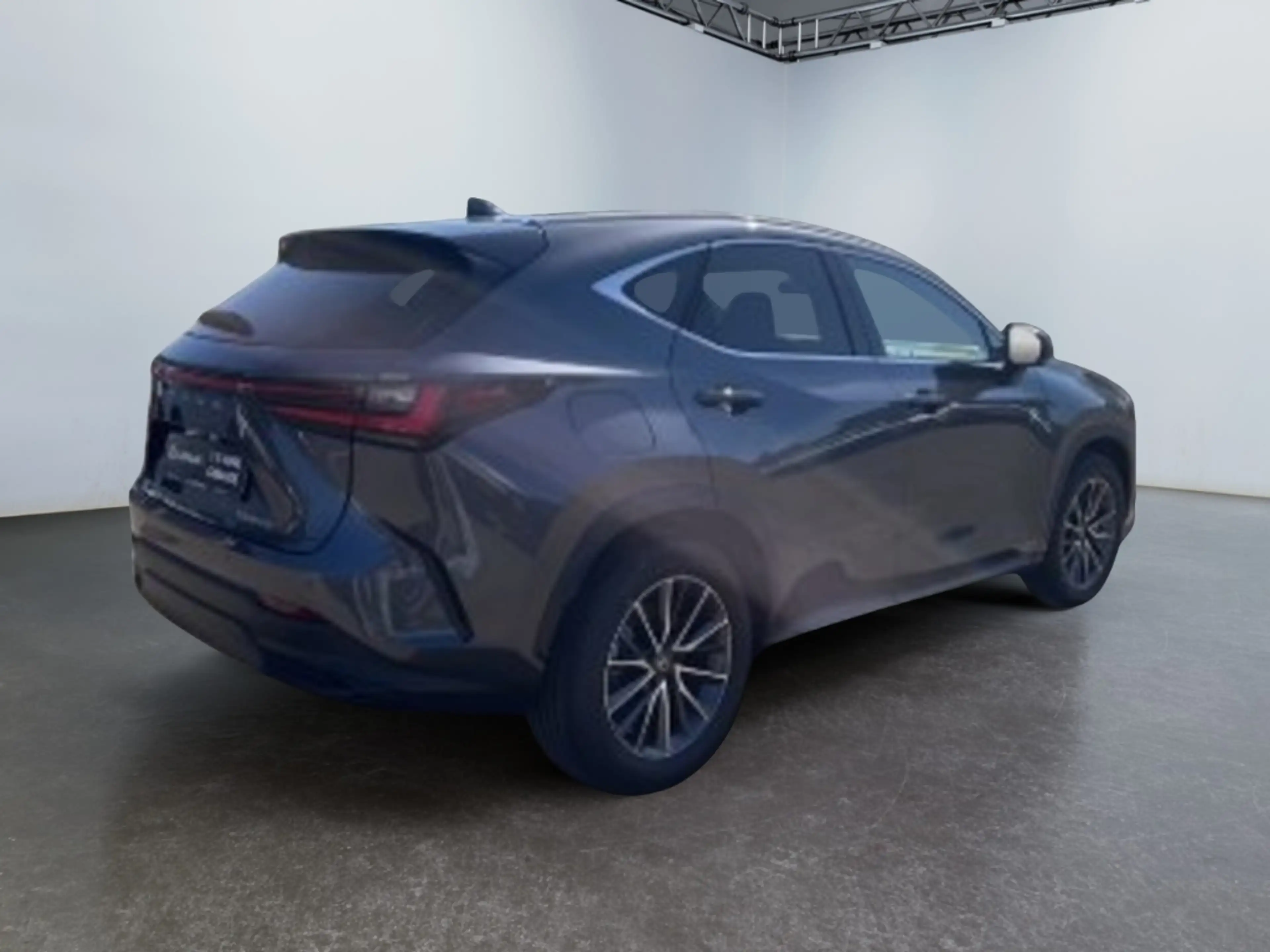 Lexus NX 450h+ NX450+ 2,5l Plug-in Executiv — photo 5