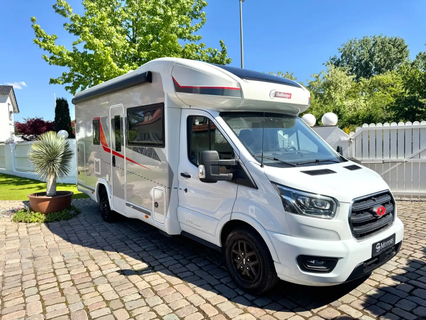 Challenger 240 Open Edition/6,99m/2xKlima/SAT/TV/Solar/Luft Weiß - 2