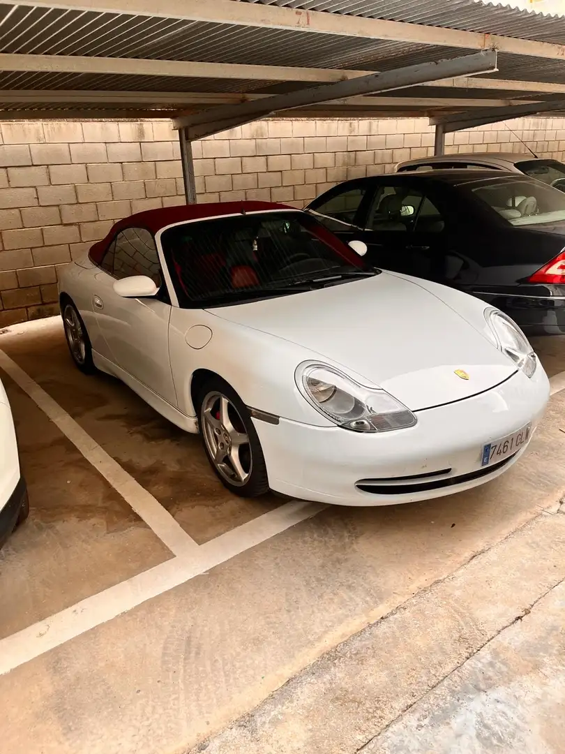 Porsche 911 Carrera 4 Cabrio - 1