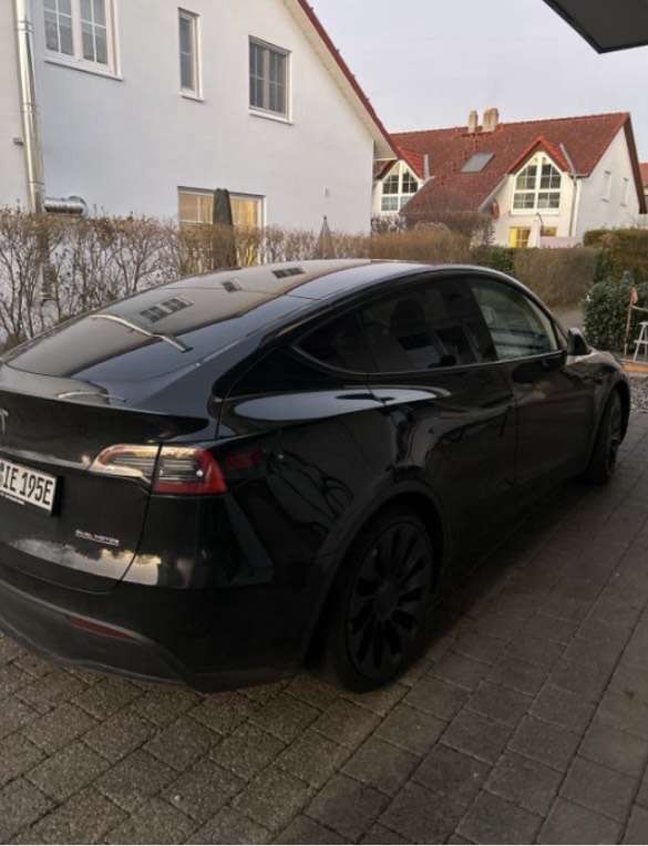 Second hand Tesla Model Y electro