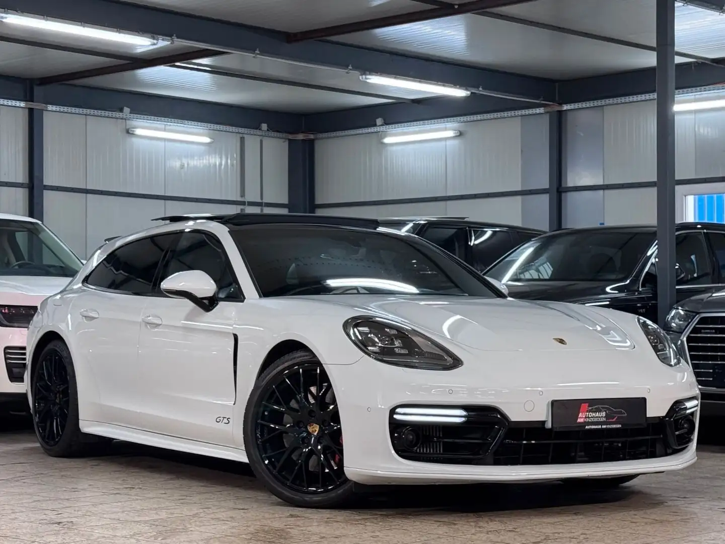 Porsche Panamera Sport Turismo GTS*AIR*PANO*CHRONO*SAGA* Weiß - 1