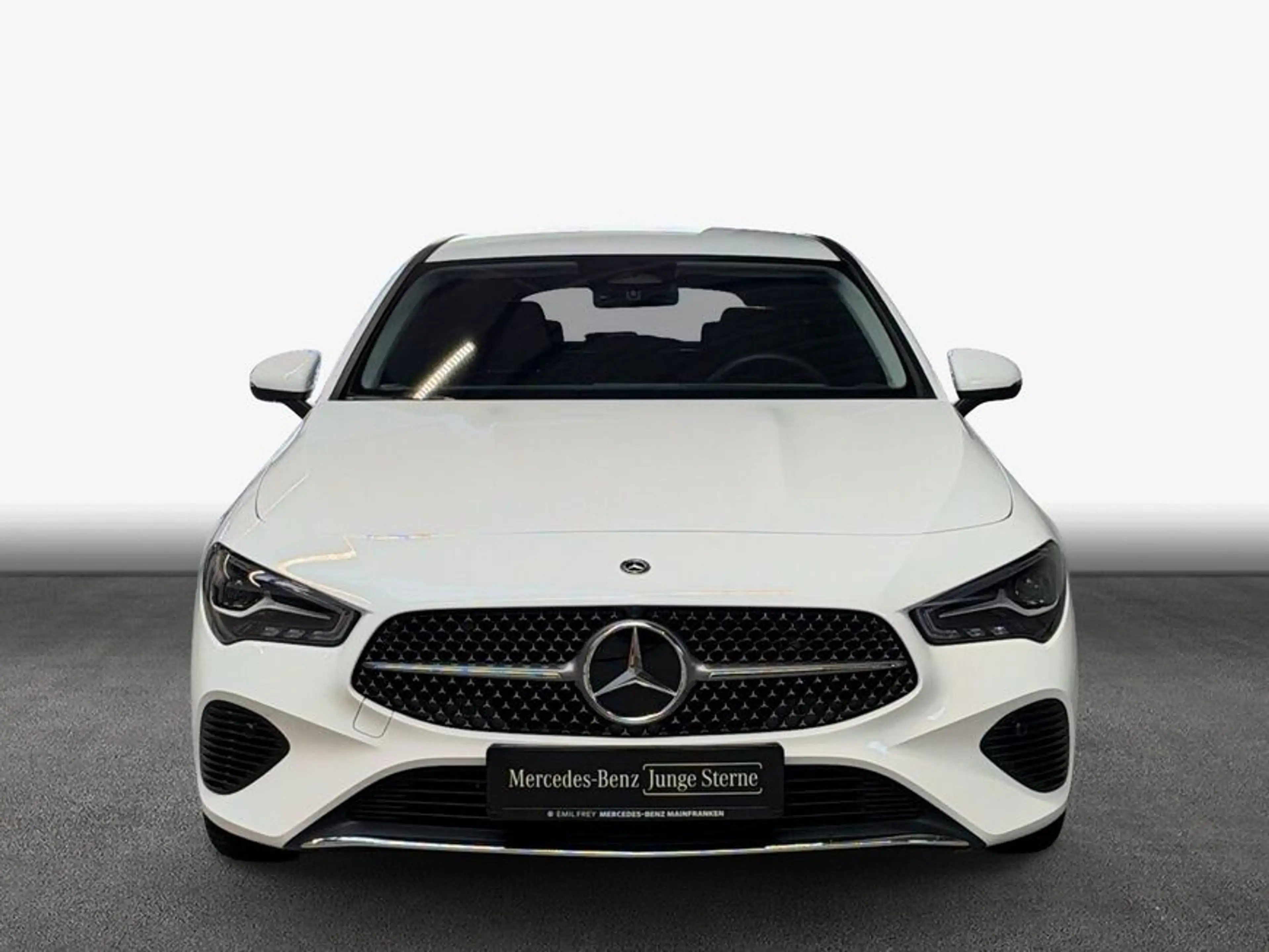 Mercedes-Benz CLA 180 CLA — photo 3