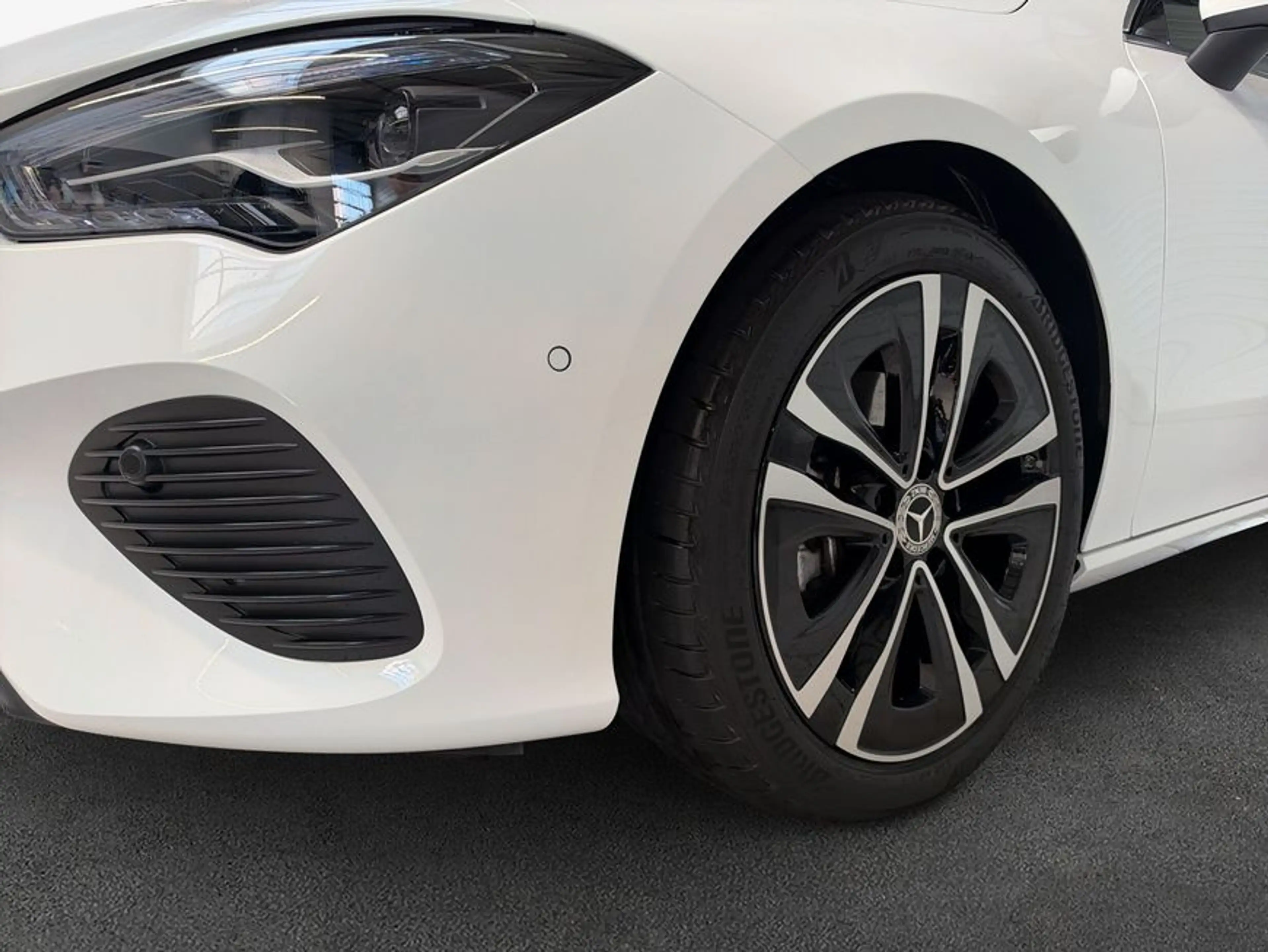 Mercedes-Benz CLA 180 CLA — photo 6
