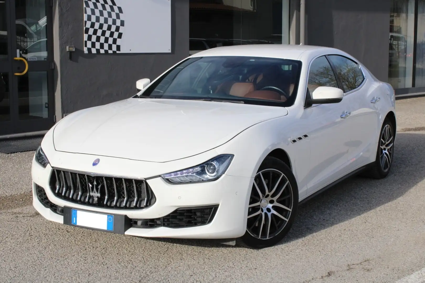 Maserati Ghibli V6 Diesel Weiß - 2
