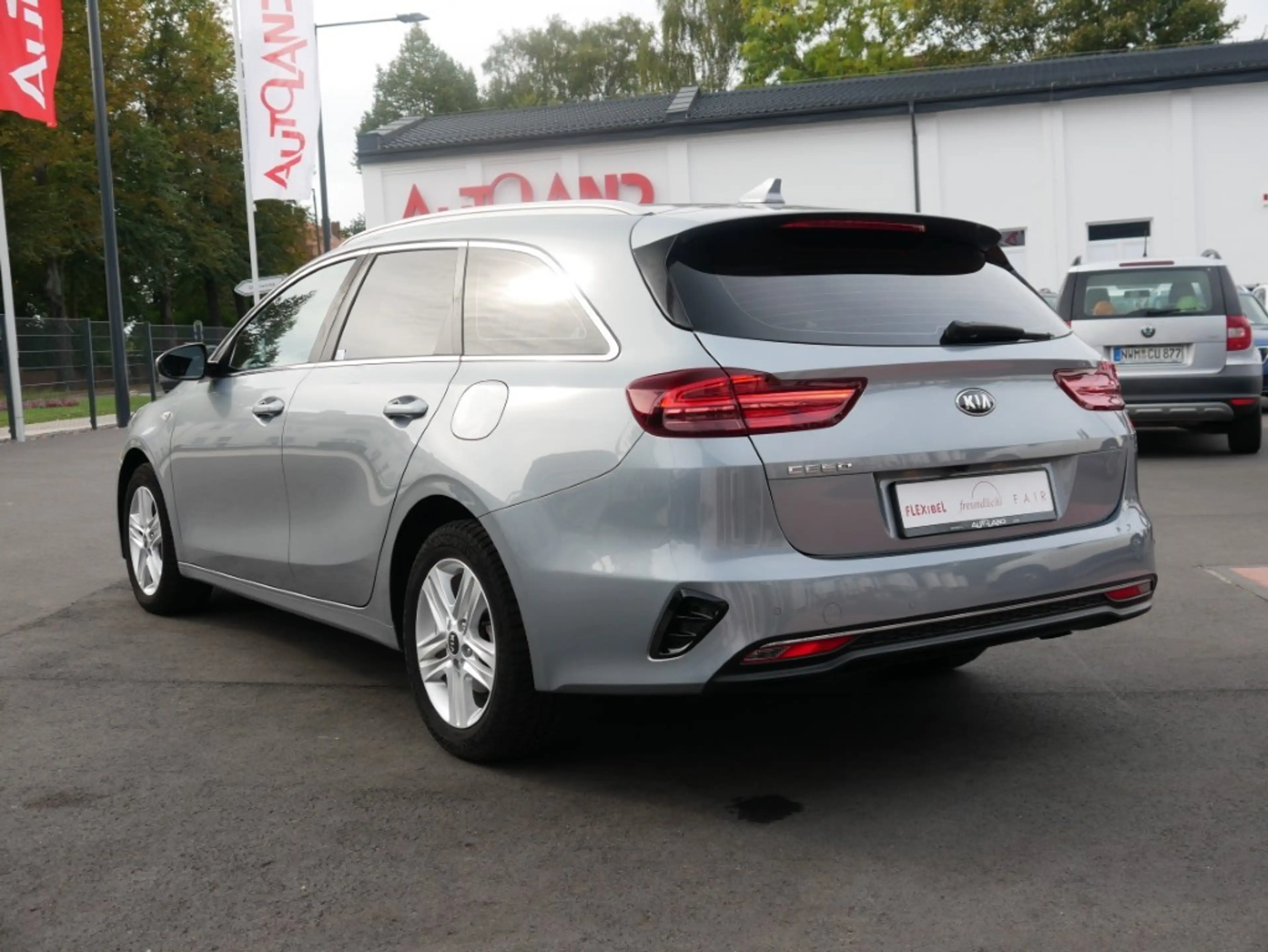Kia Ceed SW / cee'd SW Ceed SW 1.6 M-Hybrid Vision Navi Sitzheizung DAB — photo 2