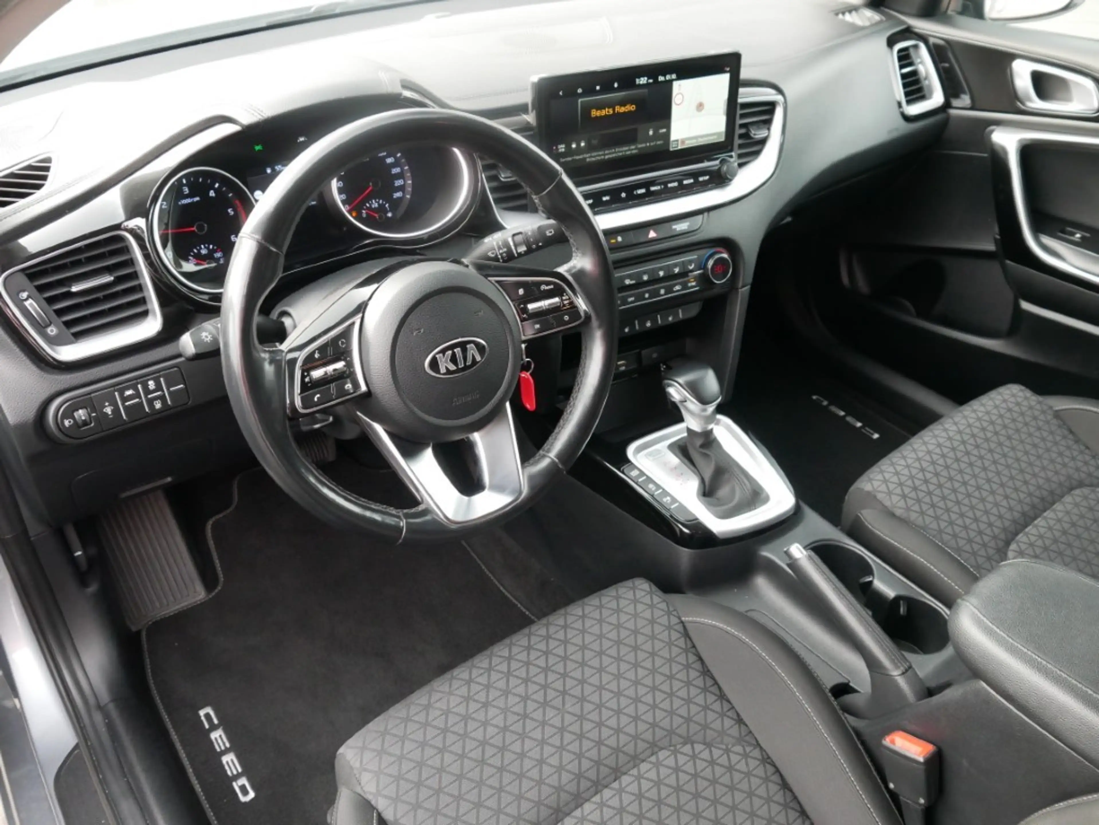 Kia Ceed SW / cee'd SW Ceed SW 1.6 M-Hybrid Vision Navi Sitzheizung DAB — photo 8