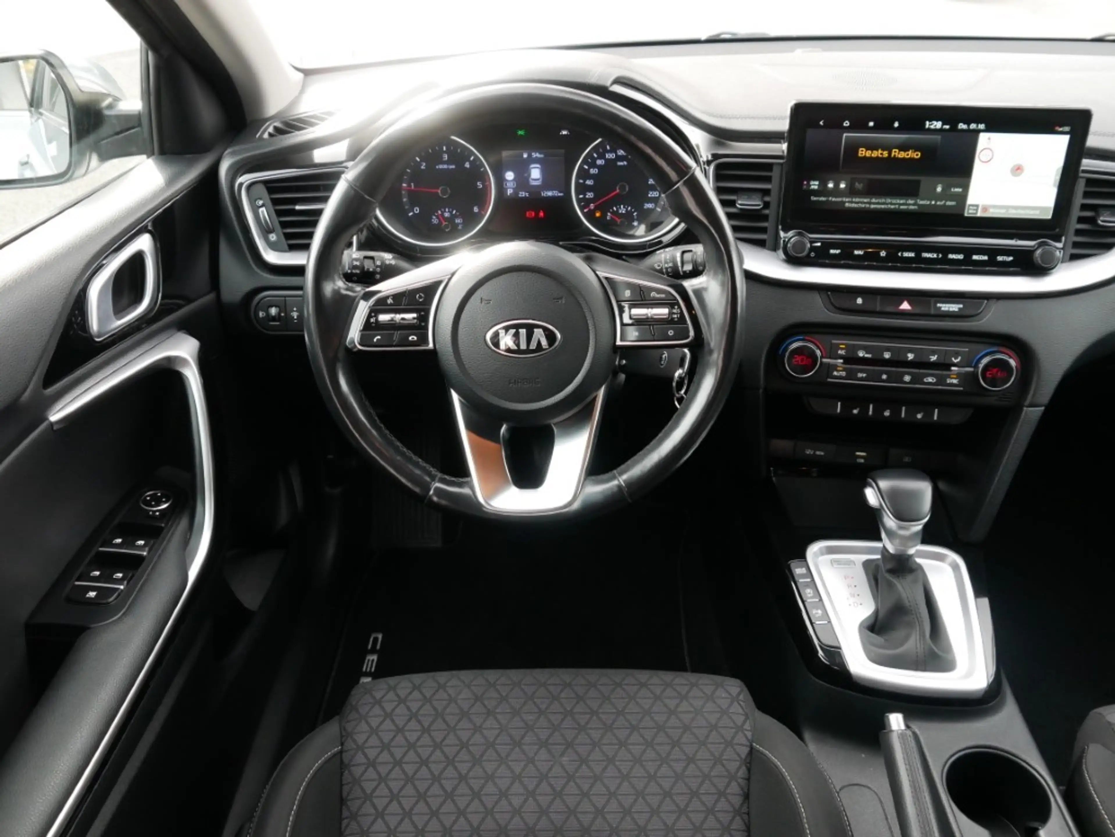 Kia Ceed SW / cee'd SW Ceed SW 1.6 M-Hybrid Vision Navi Sitzheizung DAB — photo 10