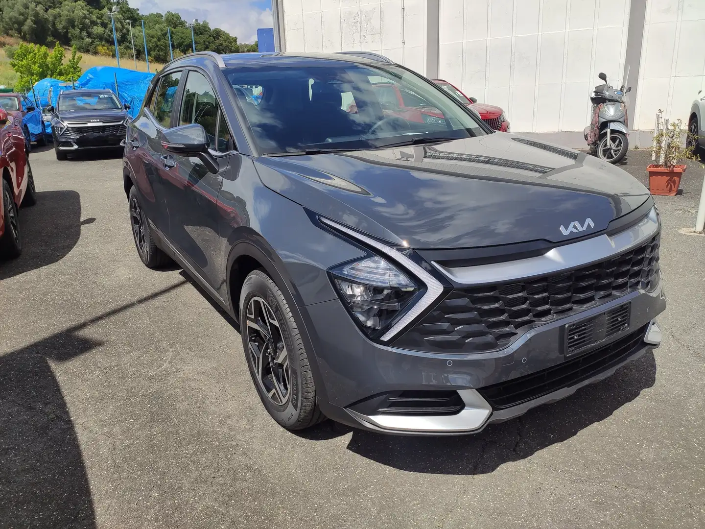 Kia Sportage Sportage 1.6 tgdi Gpl Business 147cv 2wd Grijs - 1