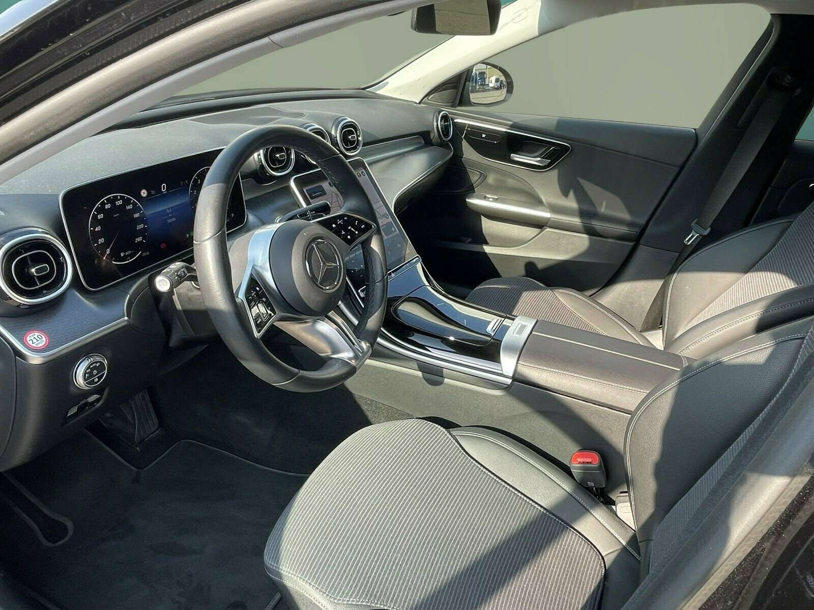 Mercedes-Benz C 180