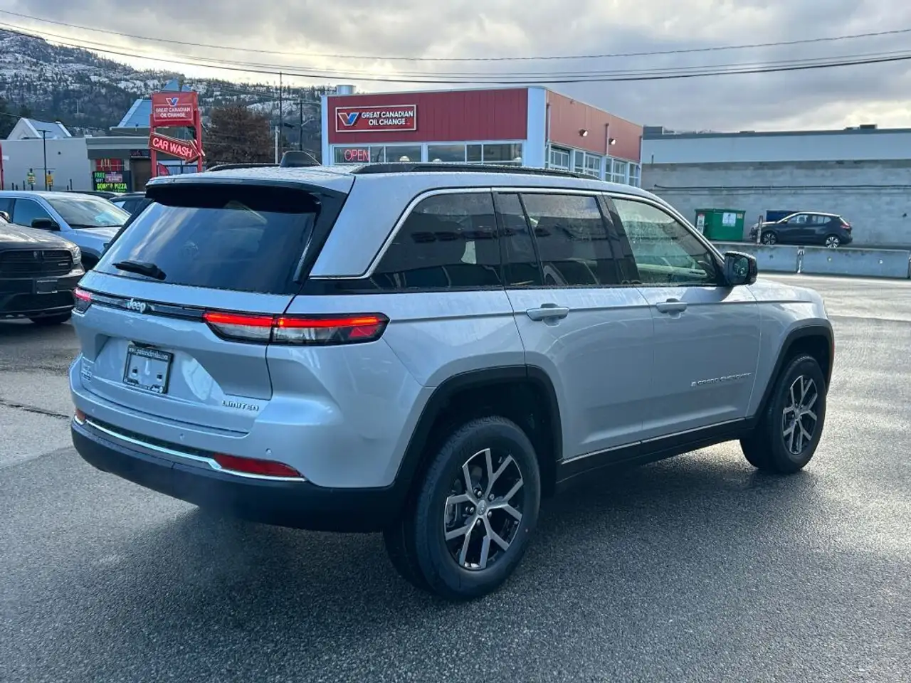 Jeep Grand Cherokee снимка Jeep Grand Cherokee
