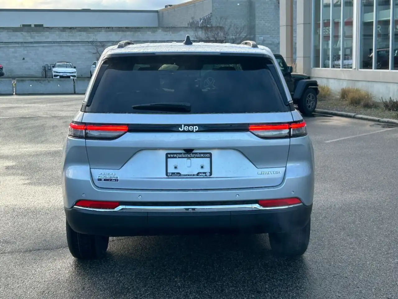 Jeep Grand Cherokee снимка Jeep Grand Cherokee