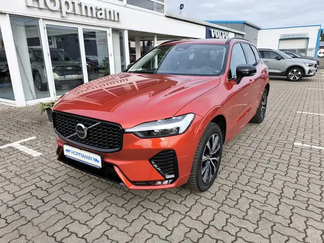 Volvo XC60 B4 Diesel Aut. AWD Plus Dark Standhzg / AHK