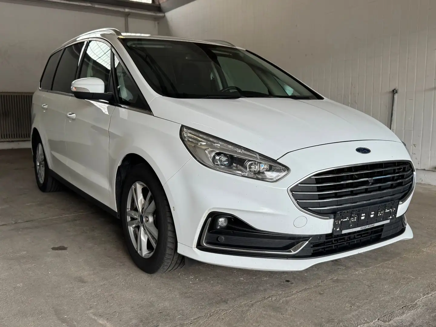 Ford Galaxy Titanium 7-Sitze Pano Aut. SHZ Navi 360° Bílá - 1