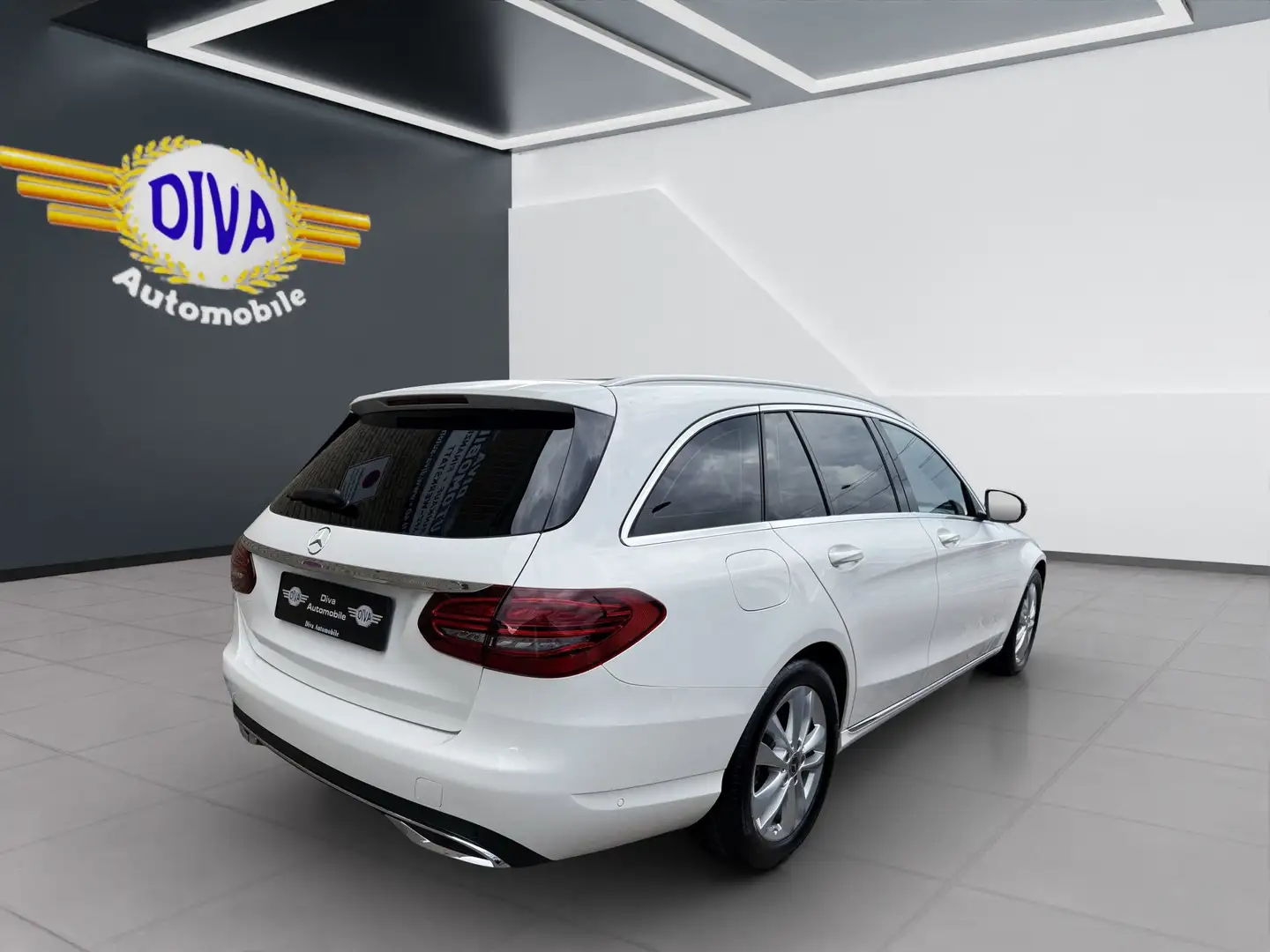 Mercedes-Benz C 180 C 180 T CGI Automatik, erst 49Tkm Weiß - 2