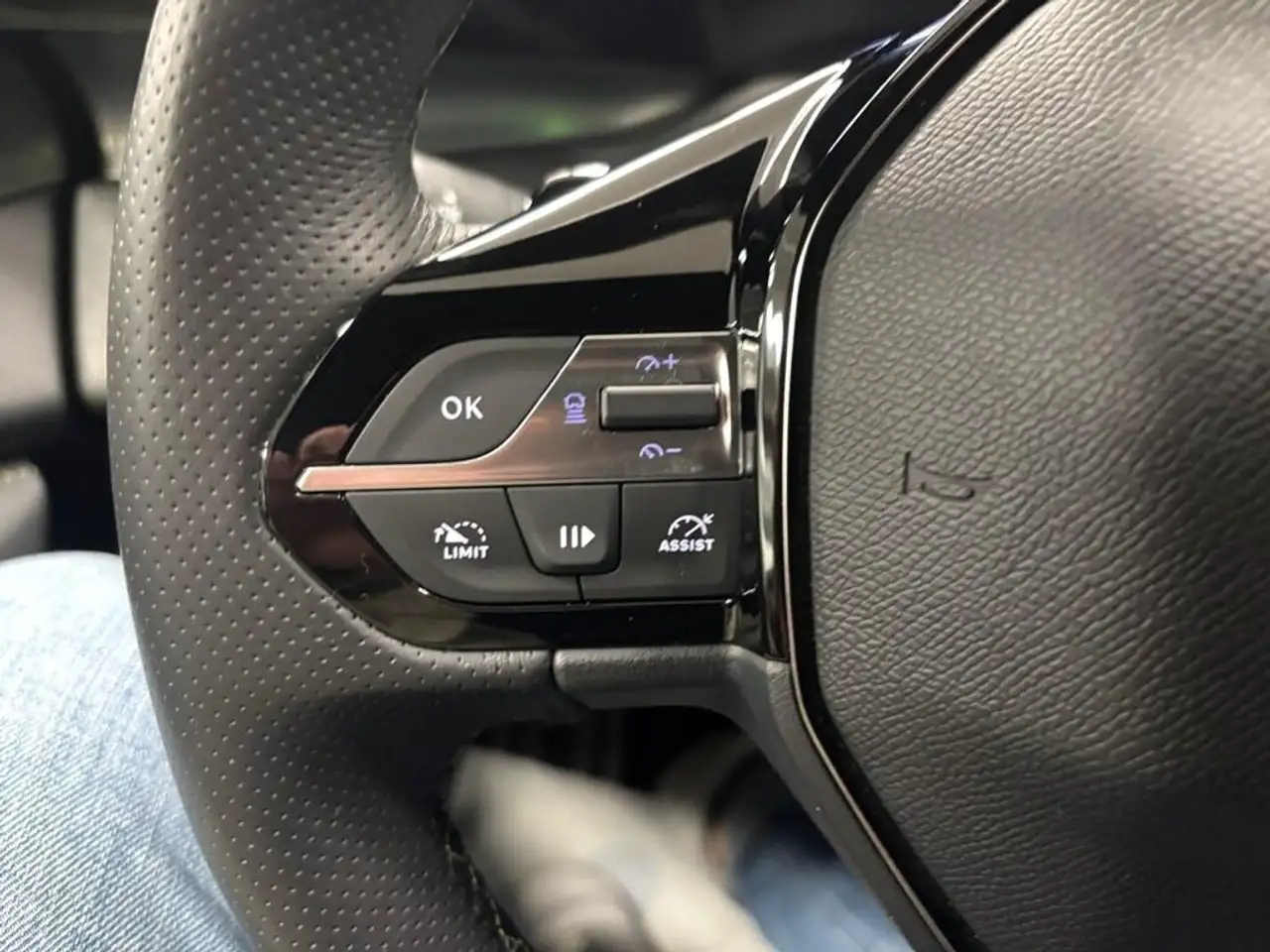 Peugeot 308 1.2 hybrid GT 136cv e-dcs 6 17