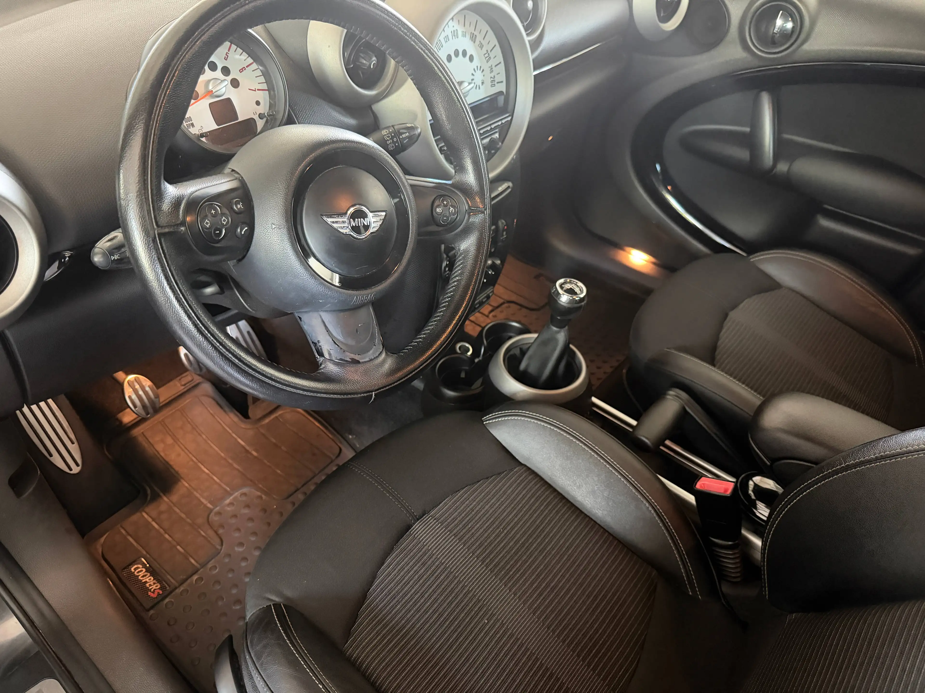MINI Cooper SD Countryman Cooper SD All4 *NAVI*SITZHEIZUNG*XENON*BREMSEN NEU*SERVICE NEU* — photo 6