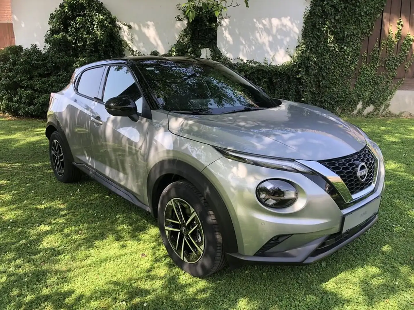 Nissan Juke N-Connecta+ Argent - 1